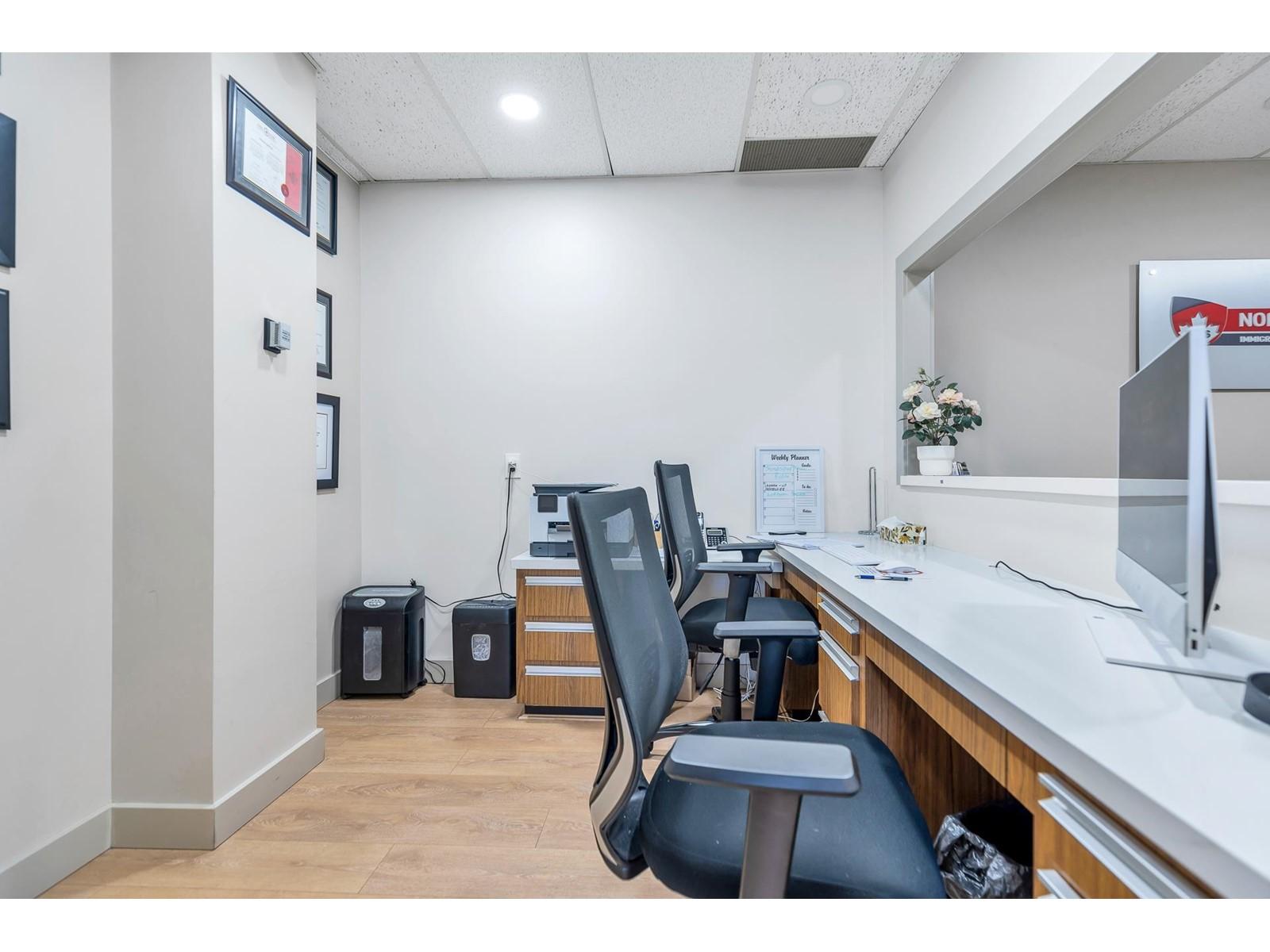 












207 13798 94A AVENUE

,
Surrey,




British Columbia
V3V1N1

