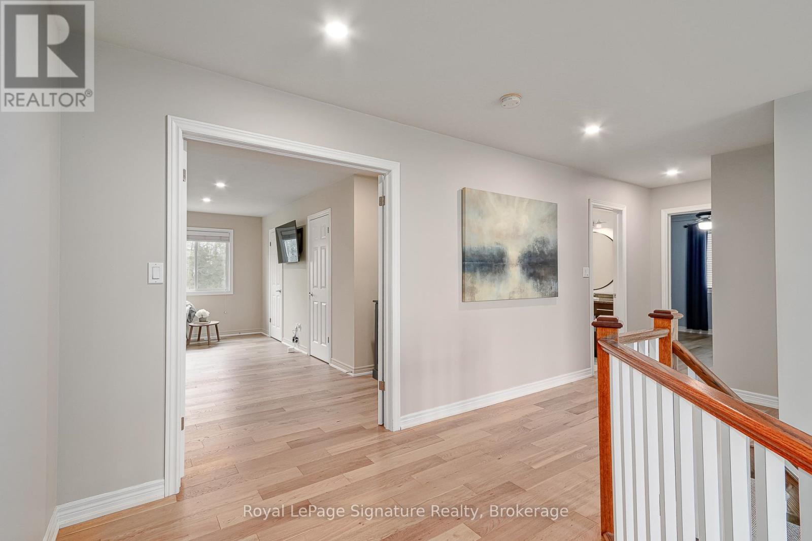 












31 BROOKE AVENUE

,
Collingwood,




Ontario
L9Y5L2

