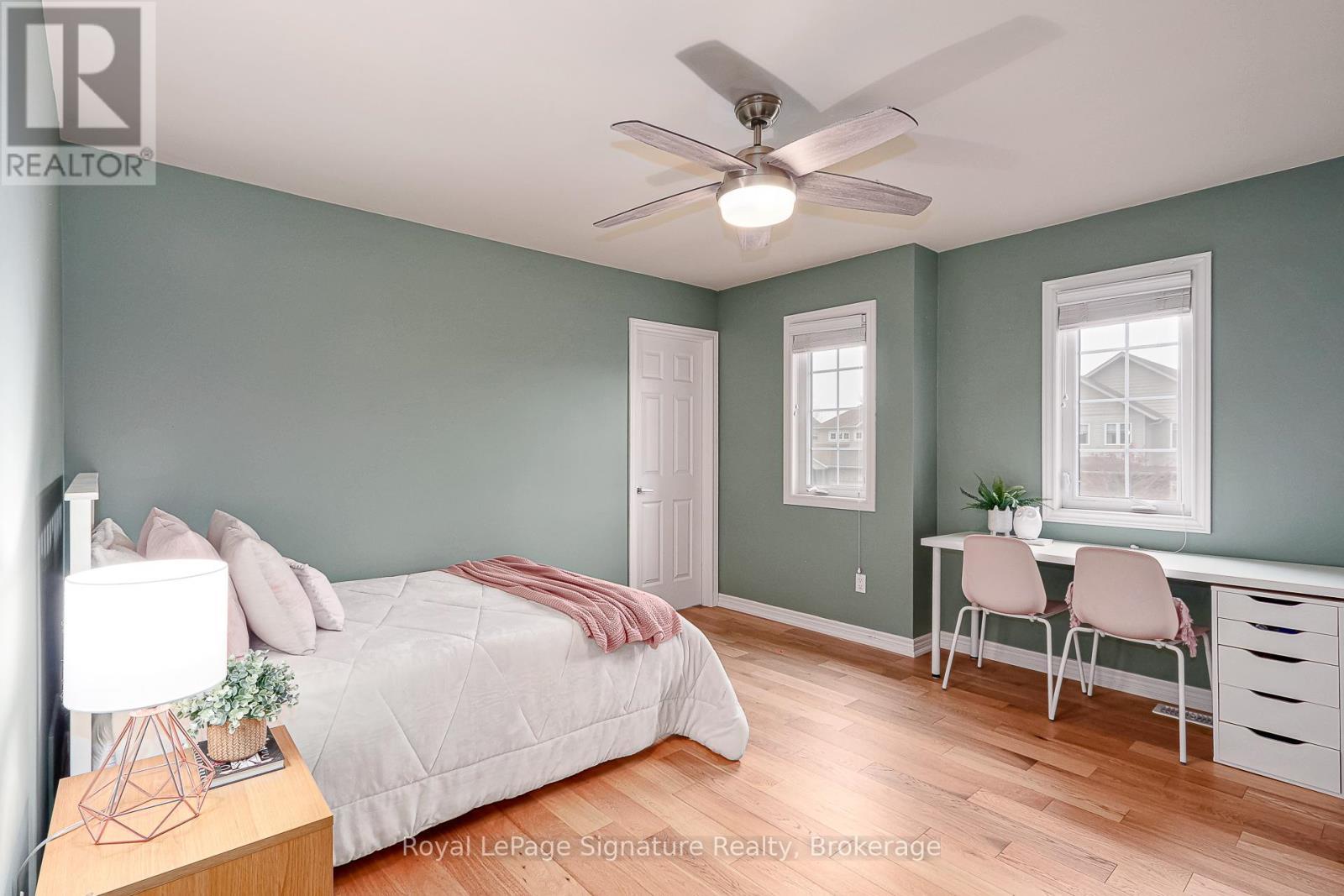 












31 BROOKE AVENUE

,
Collingwood,




Ontario
L9Y5L2

