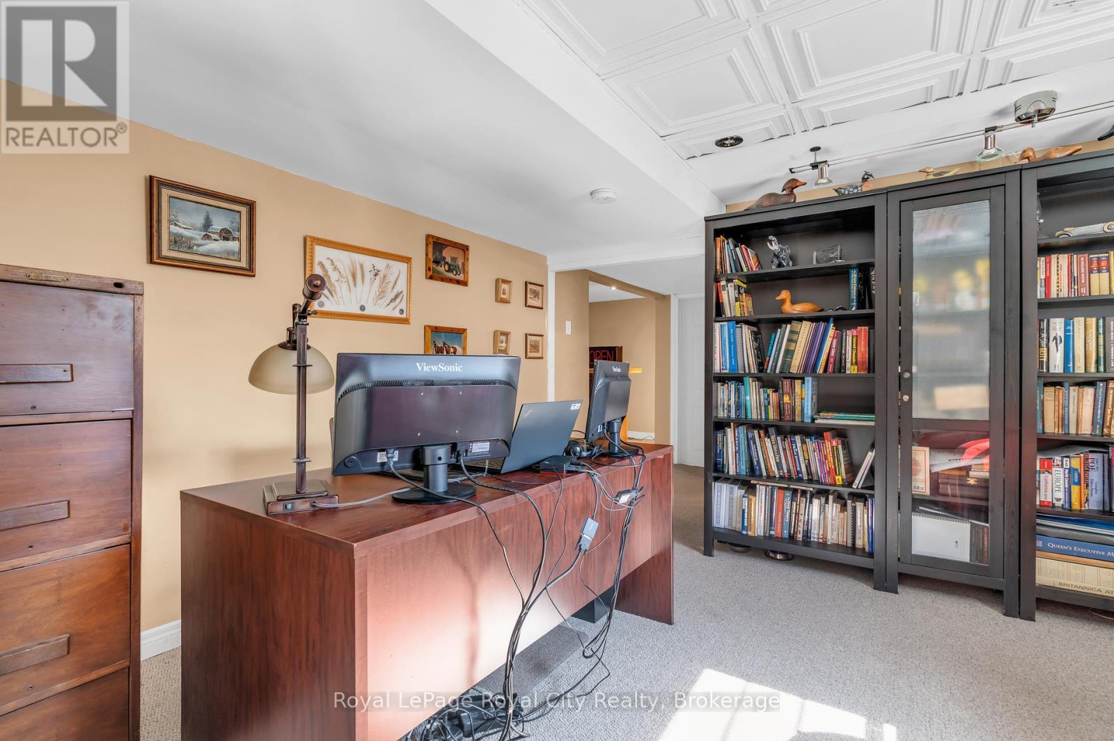 












1548 TROIKA COURT

,
Mississauga (Lorne Park),




Ontario
L5J4C4

