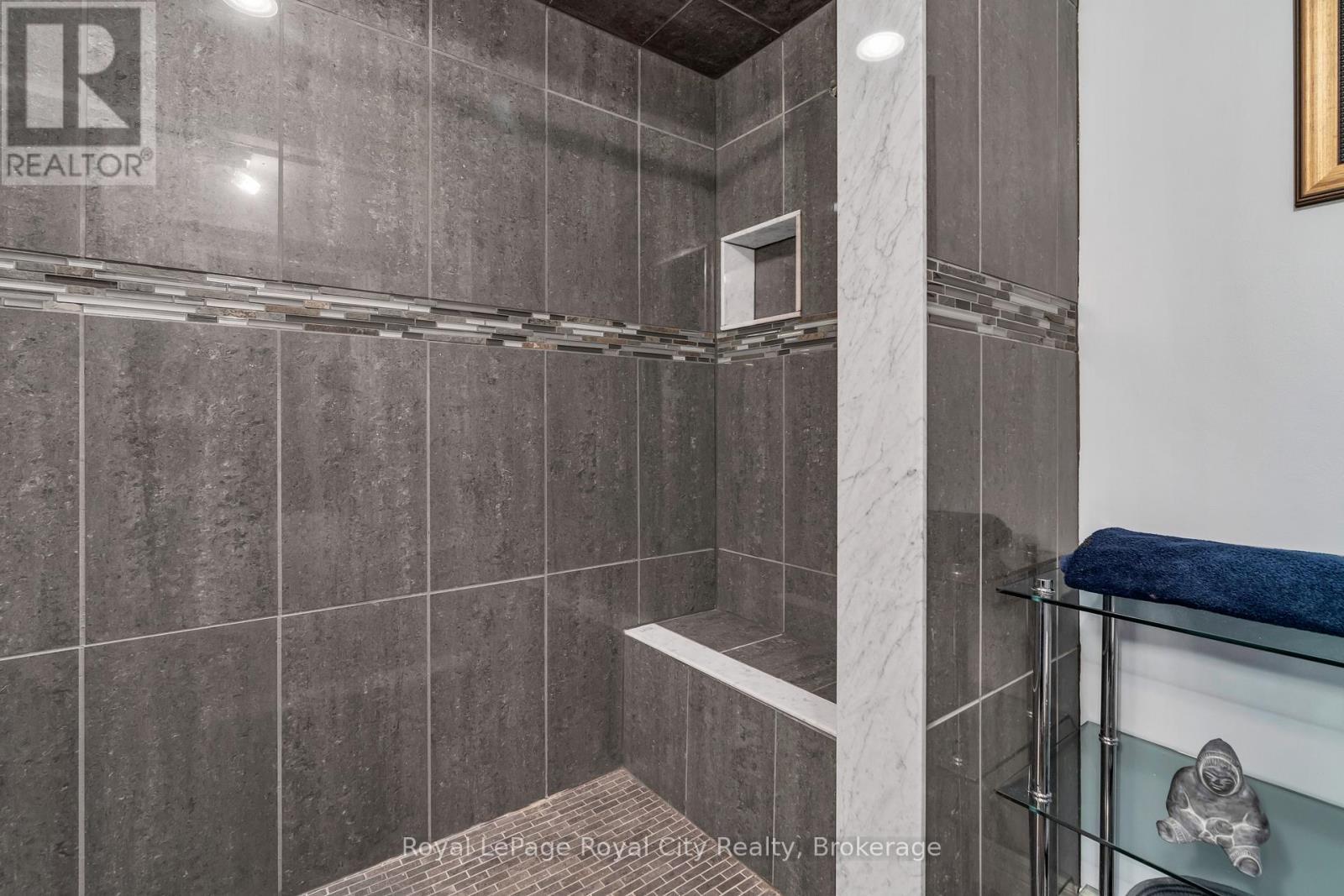 












1548 TROIKA COURT

,
Mississauga (Lorne Park),




Ontario
L5J4C4

