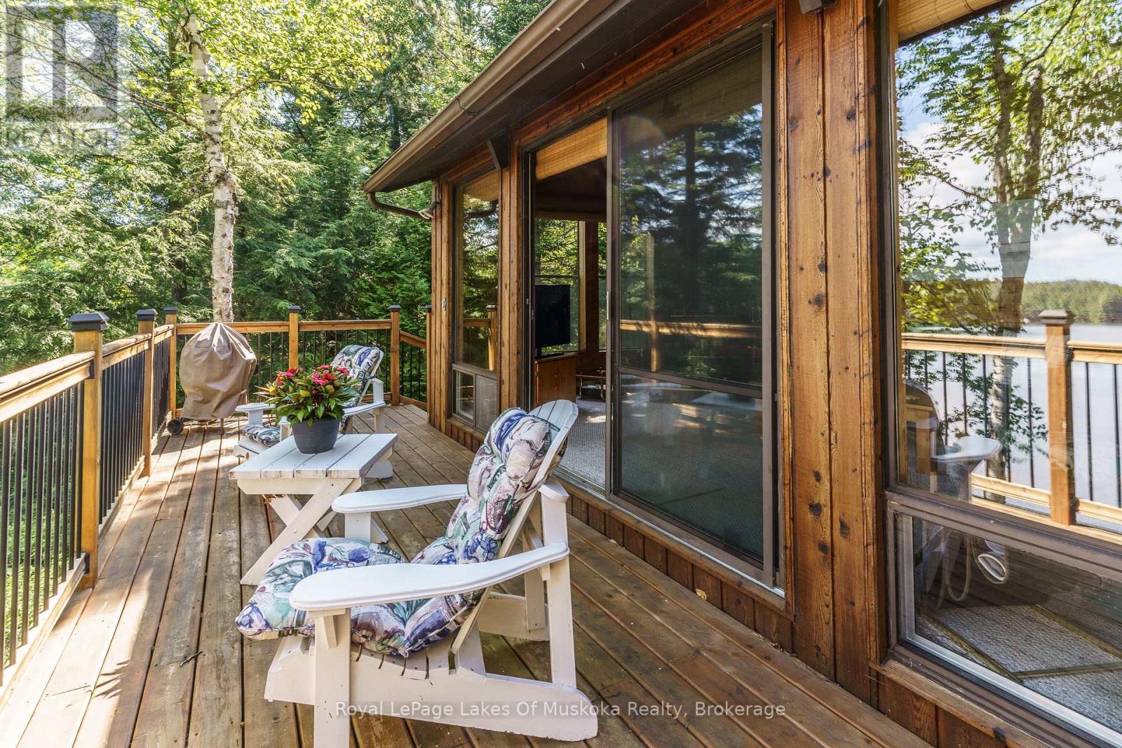 












2401 BEAR LAKE ROAD

,
Algonquin Highlands (Livingstone),




Ontario
P0A1E0

