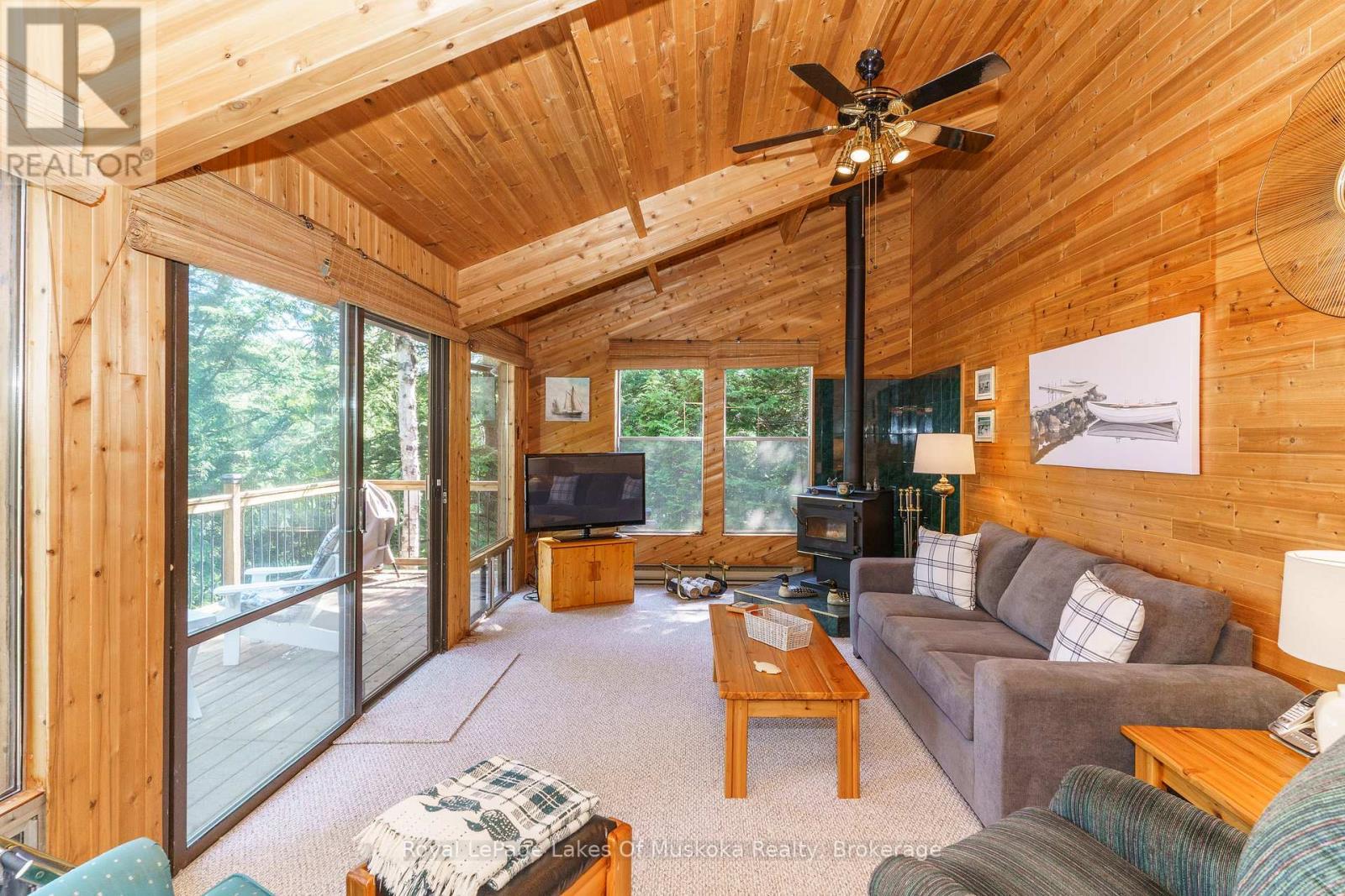 












2401 BEAR LAKE ROAD

,
Algonquin Highlands (Livingstone),




Ontario
P0A1E0

