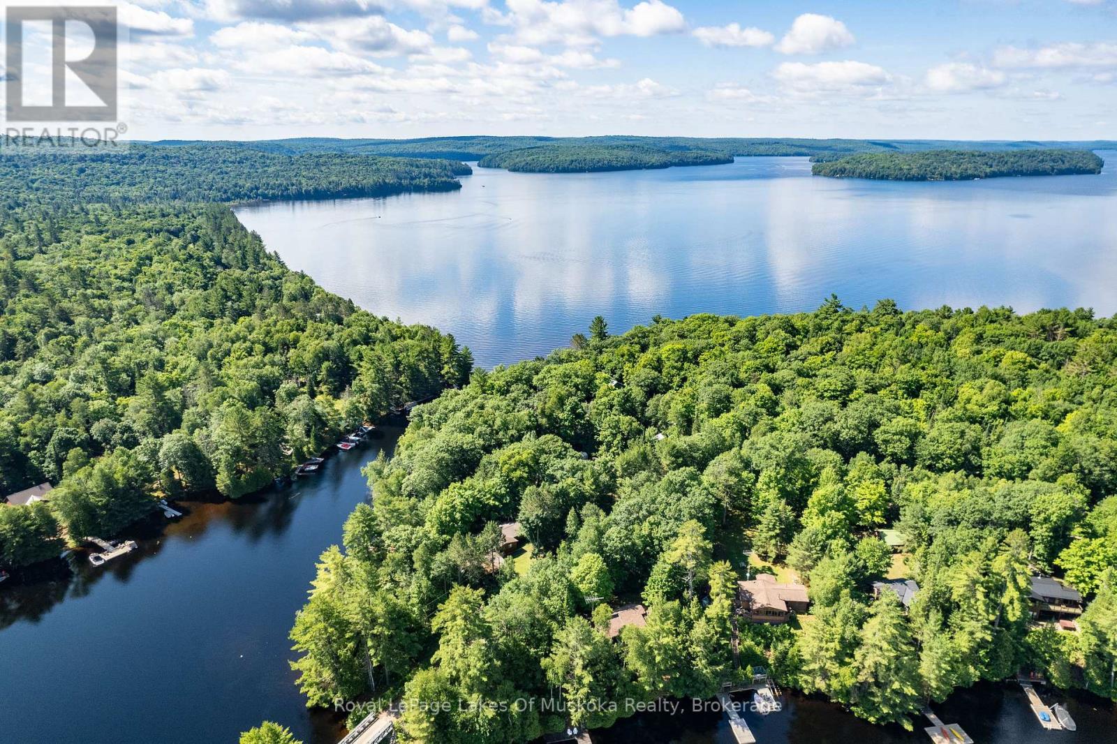 












2401 BEAR LAKE ROAD

,
Algonquin Highlands (Livingstone),




Ontario
P0A1E0

