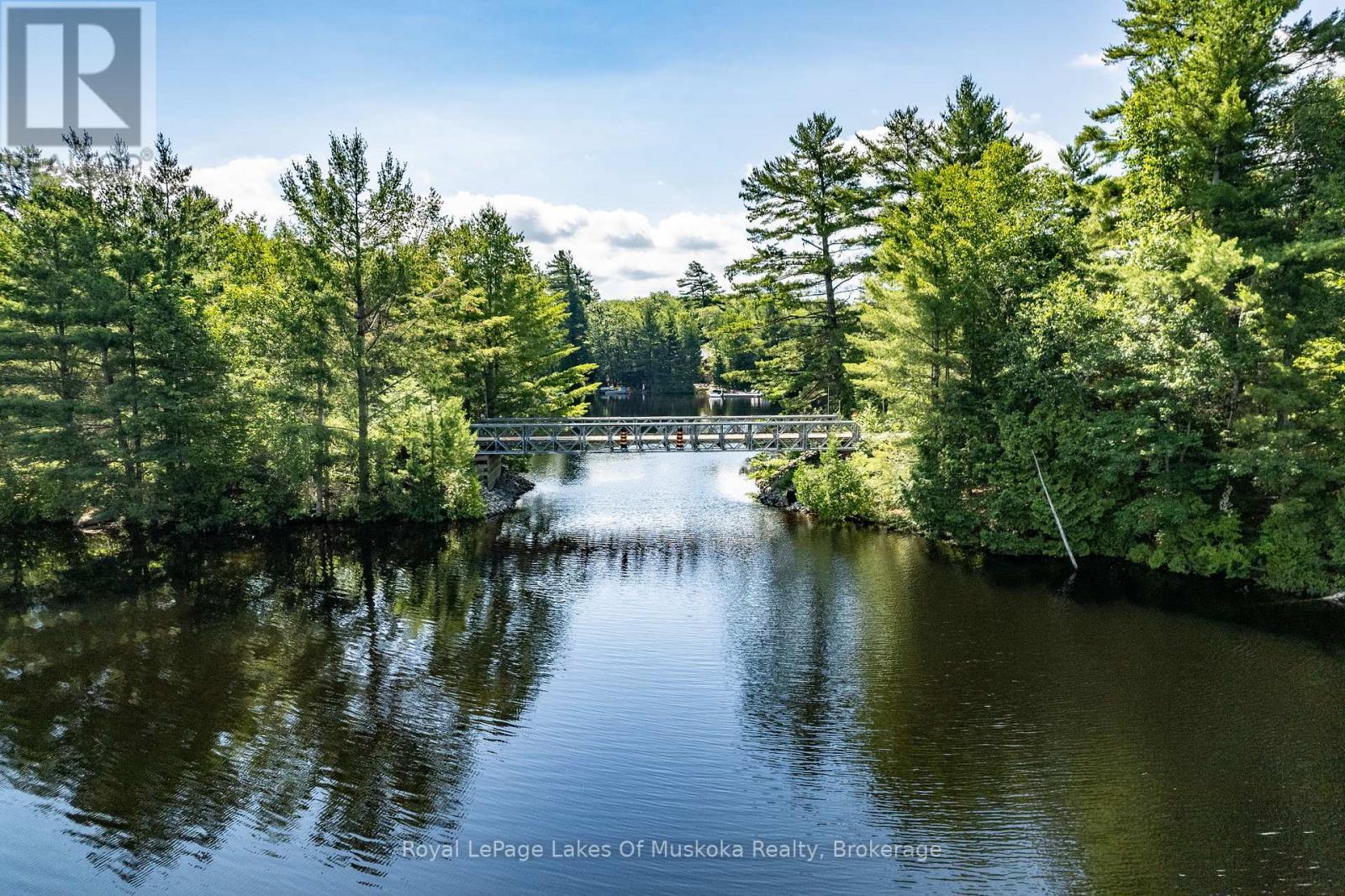 












2401 BEAR LAKE ROAD

,
Algonquin Highlands (Livingstone),




Ontario
P0A1E0

