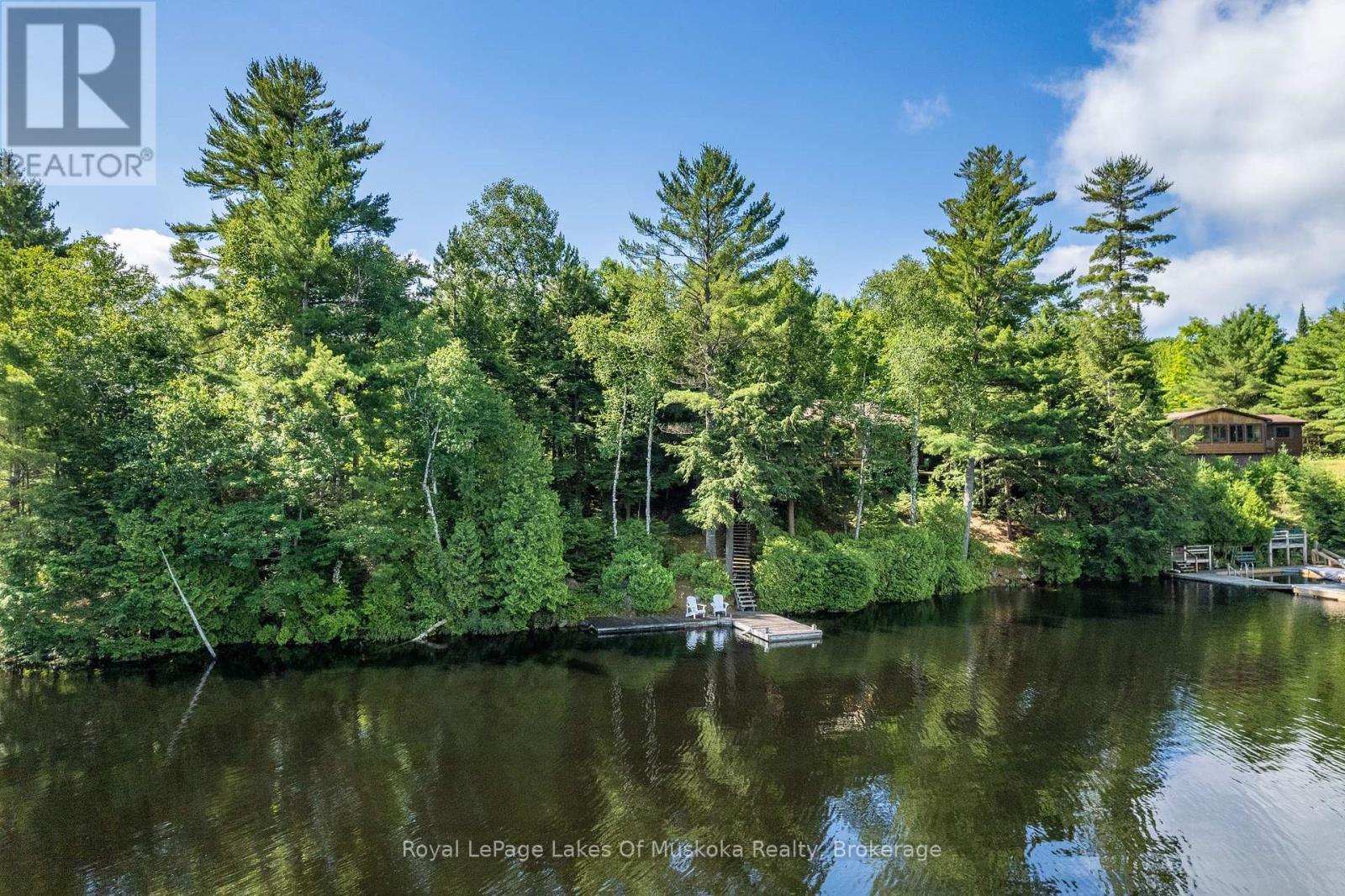 












2401 BEAR LAKE ROAD

,
Algonquin Highlands (Livingstone),




Ontario
P0A1E0

