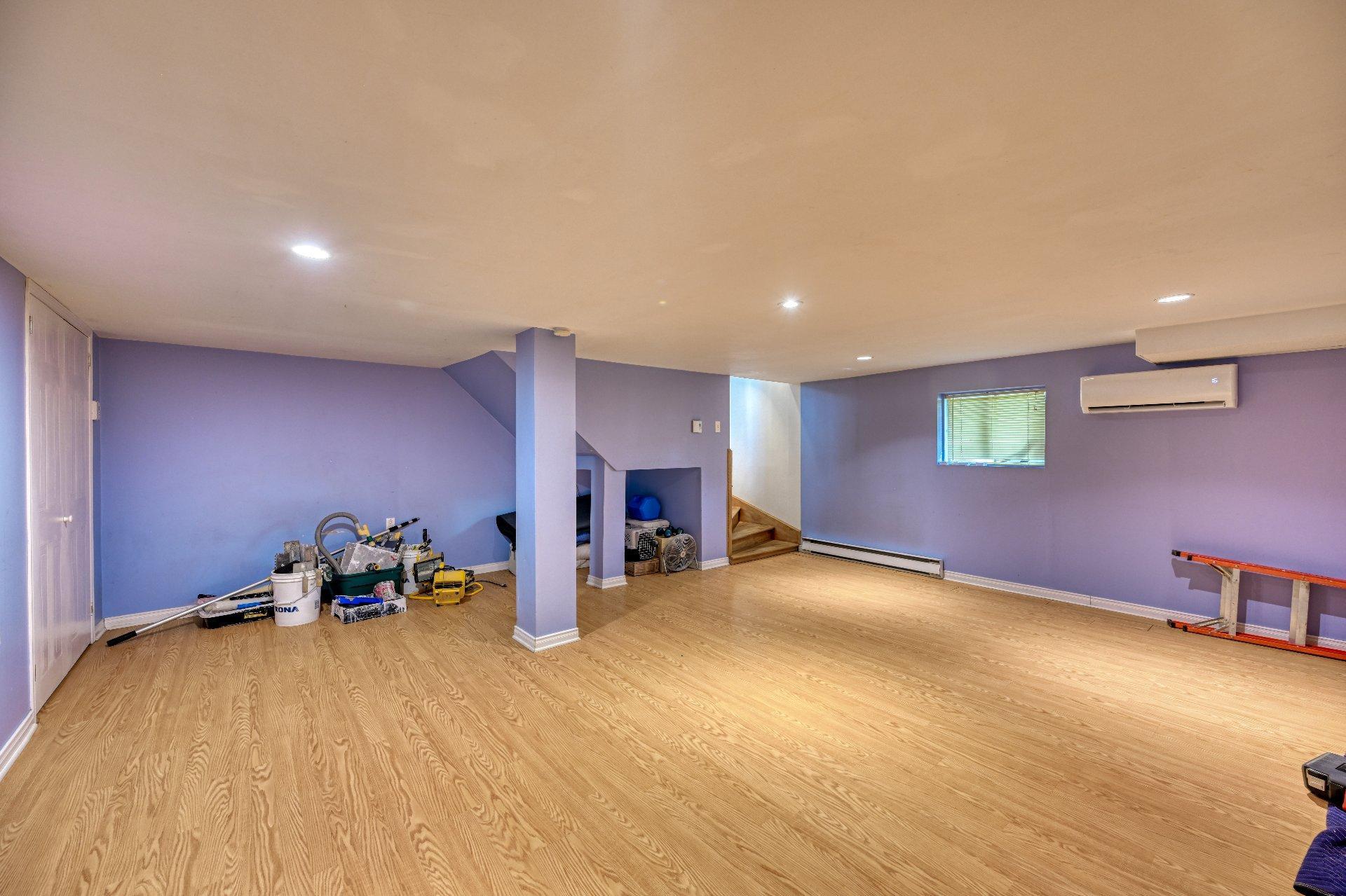 









1005

 - 1005A


Rue Nadon

,
Saint-Jérôme,




QC
J5L2B1


