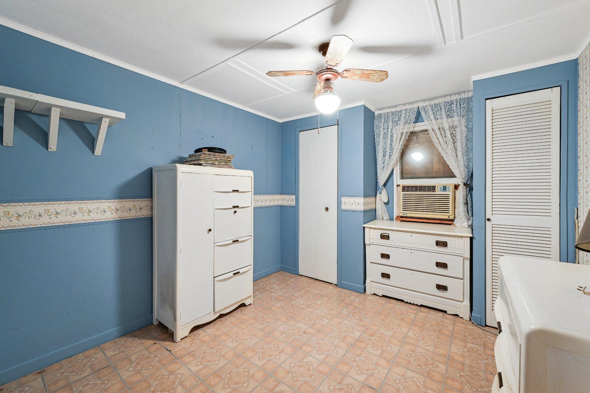 









67


Rg Kempt

,
Mont-Saint-Grégoire,




QC
J0J1K0

