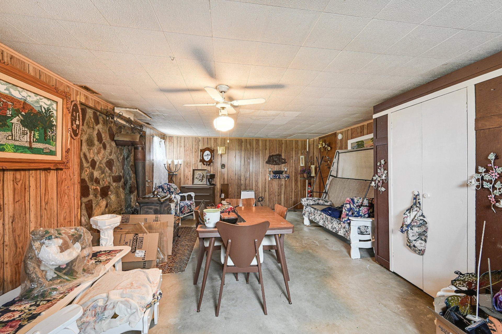 









67


Rg Kempt

,
Mont-Saint-Grégoire,




QC
J0J1K0

