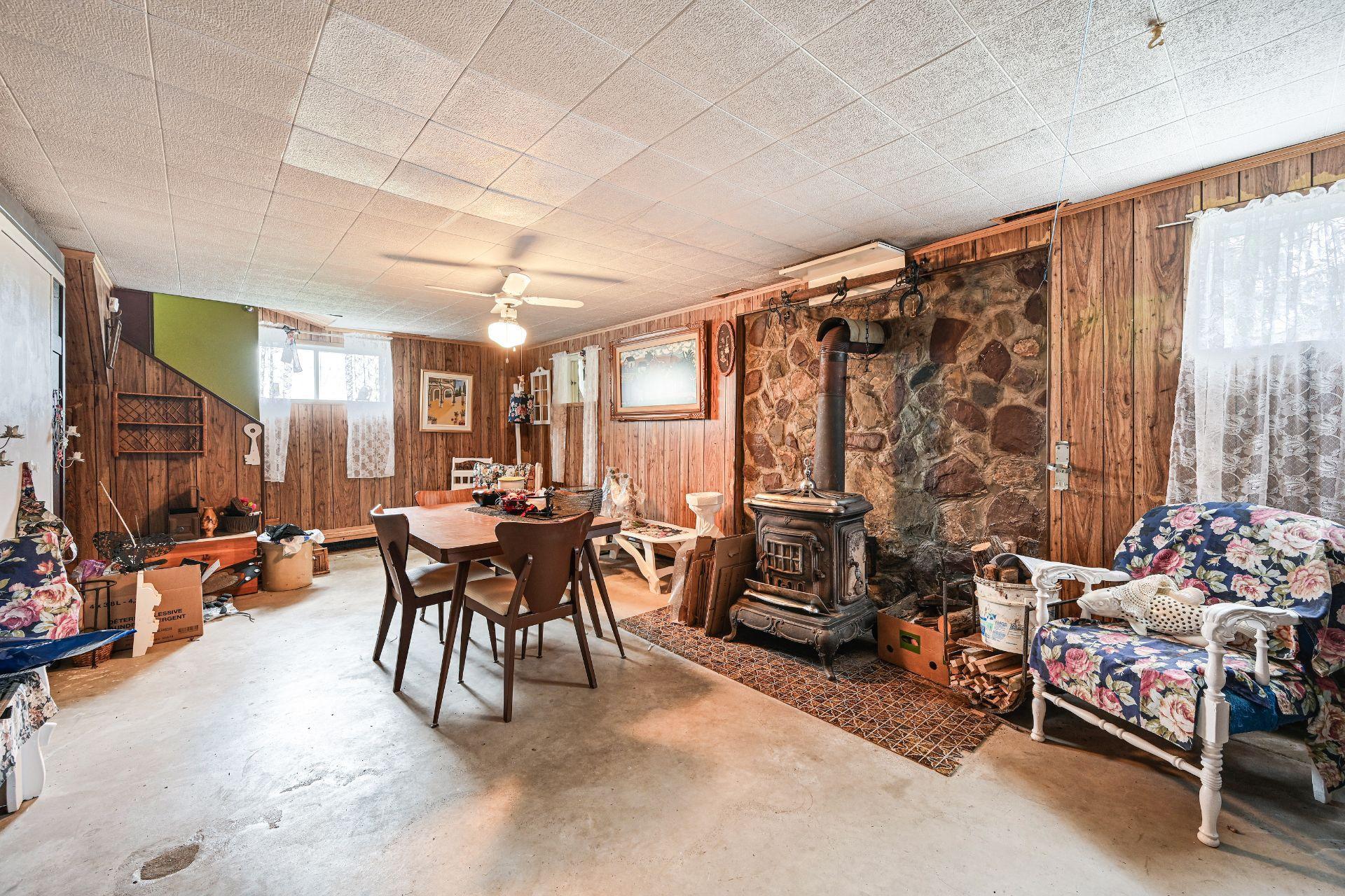 









67


Rg Kempt

,
Mont-Saint-Grégoire,




QC
J0J1K0

