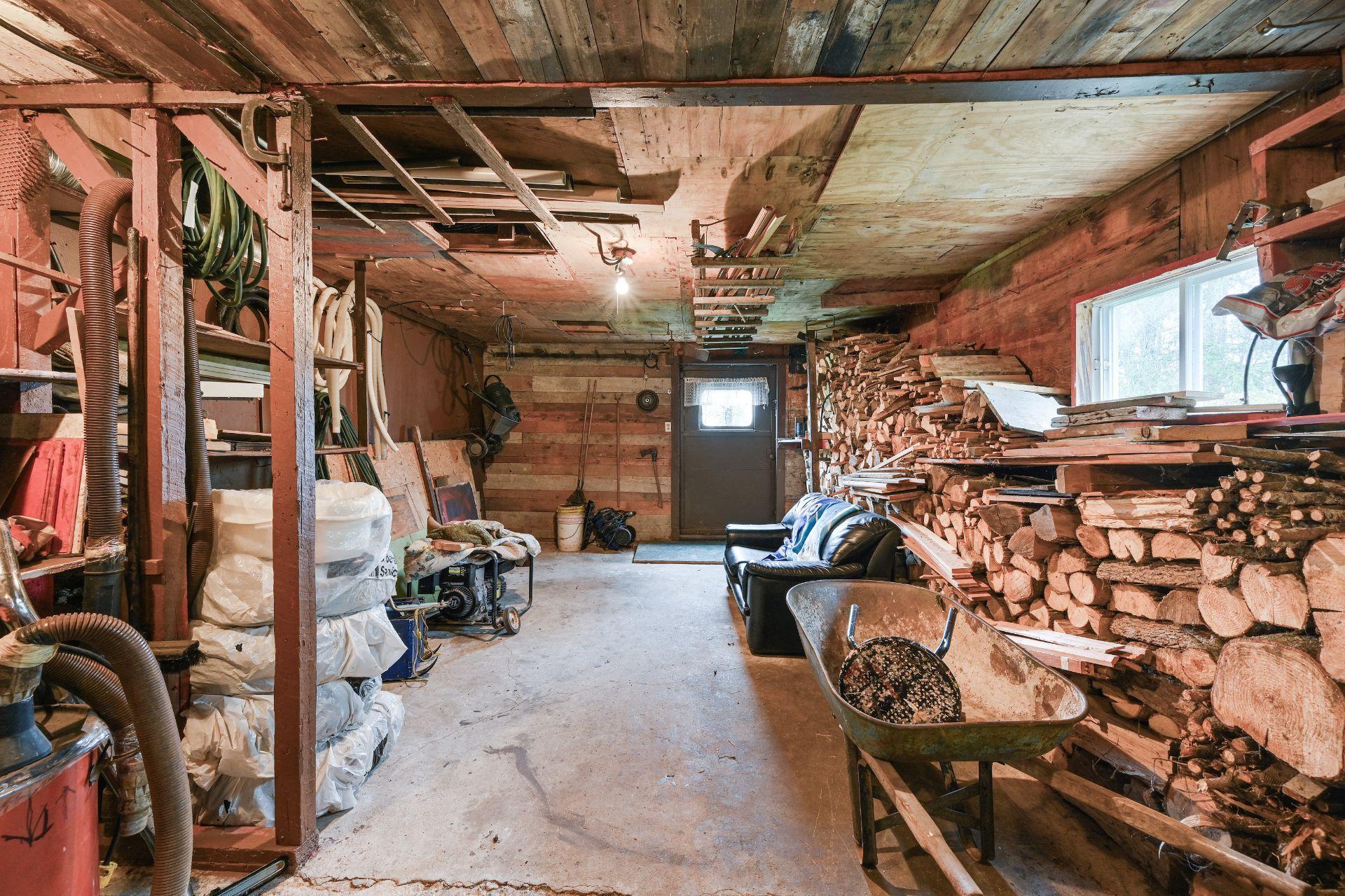 









67


Rg Kempt

,
Mont-Saint-Grégoire,




QC
J0J1K0

