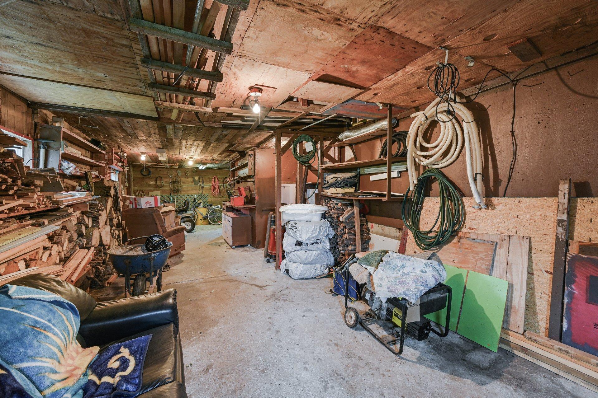 









67


Rg Kempt

,
Mont-Saint-Grégoire,




QC
J0J1K0

