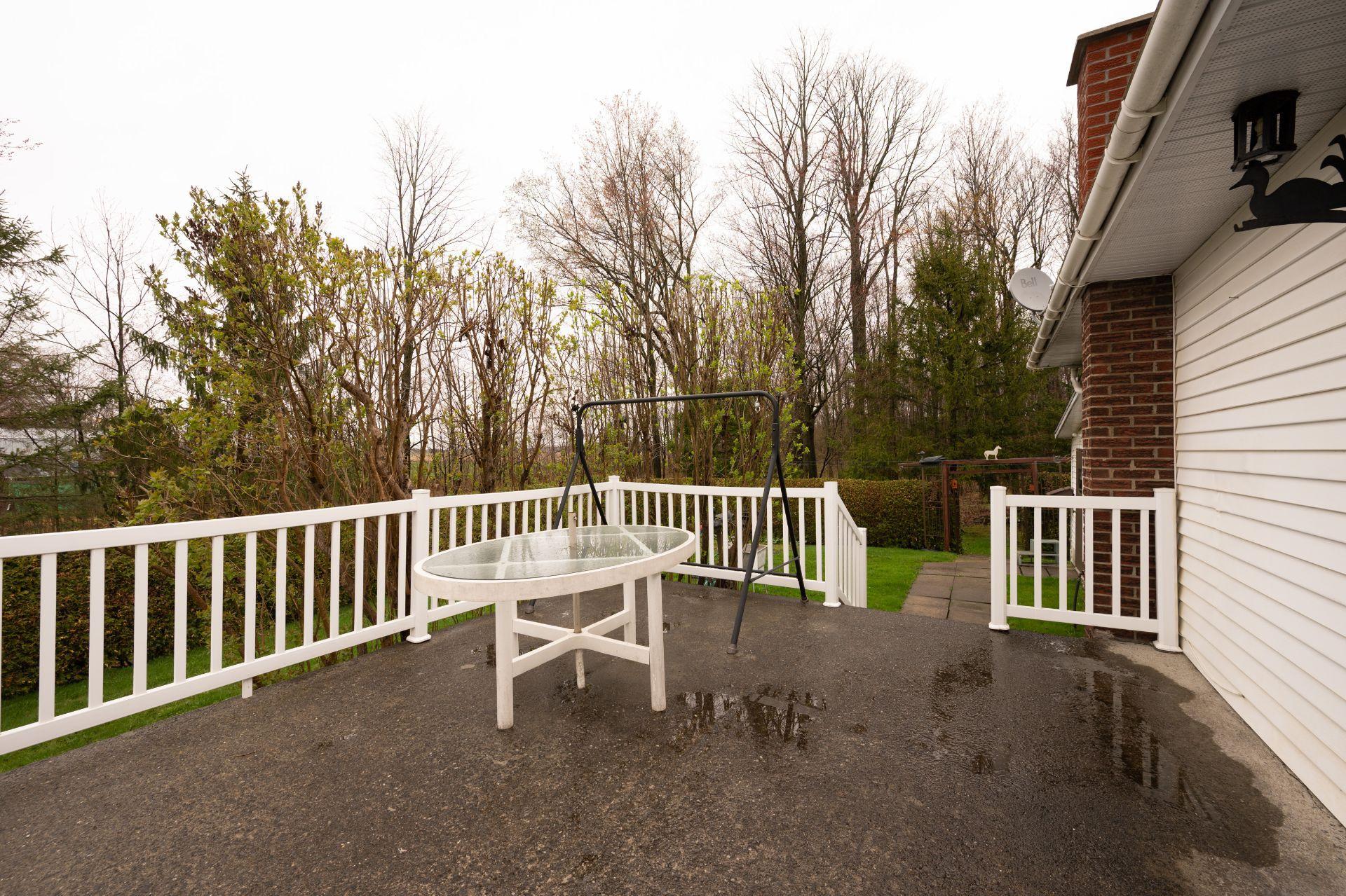 









67


Rg Kempt

,
Mont-Saint-Grégoire,




QC
J0J1K0

