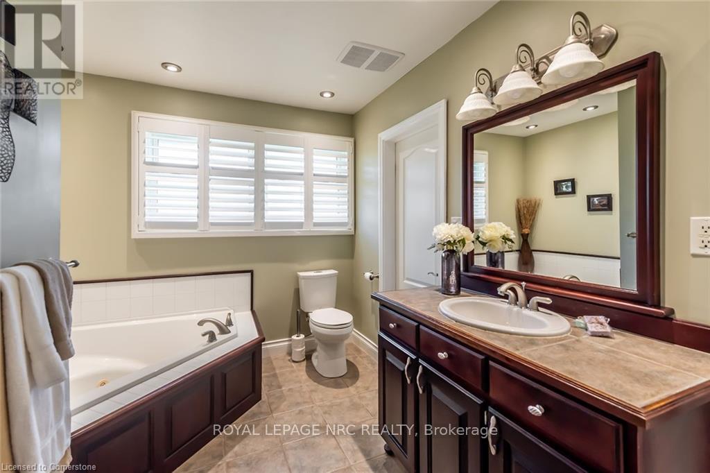 












162 VICTORIA AVENUE

,
Haldimand,




Ontario
N1A1A5

