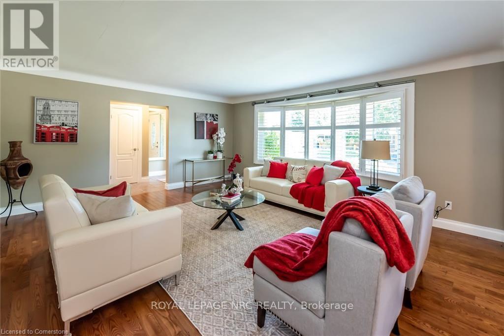 












162 VICTORIA AVENUE

,
Haldimand,




Ontario
N1A1A5


