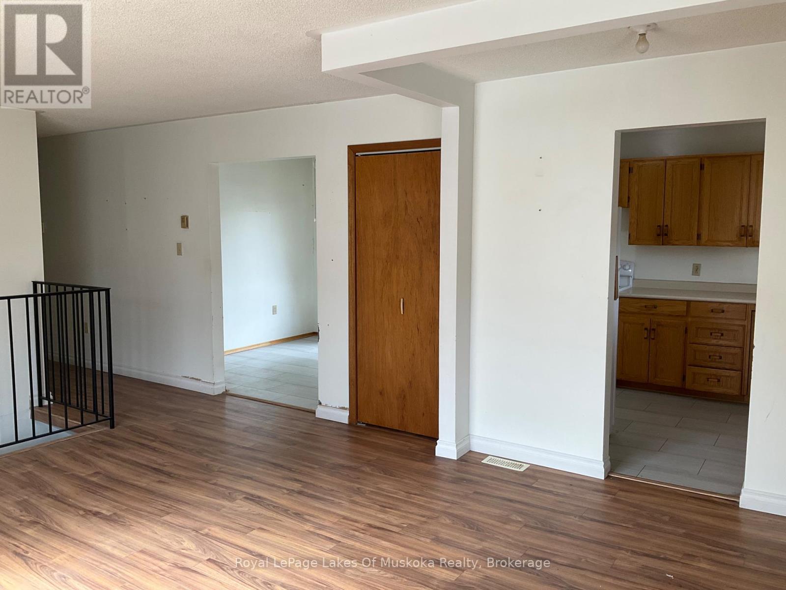 












60 HANES ROAD

,
Huntsville (Chaffey),




Ontario
P1H1M3

