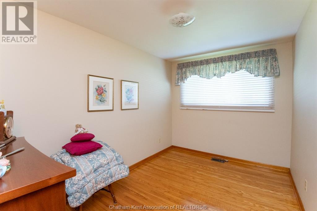 












483 SYDENHAM STREET

,
Dresden,




Ontario
N0P1M0

