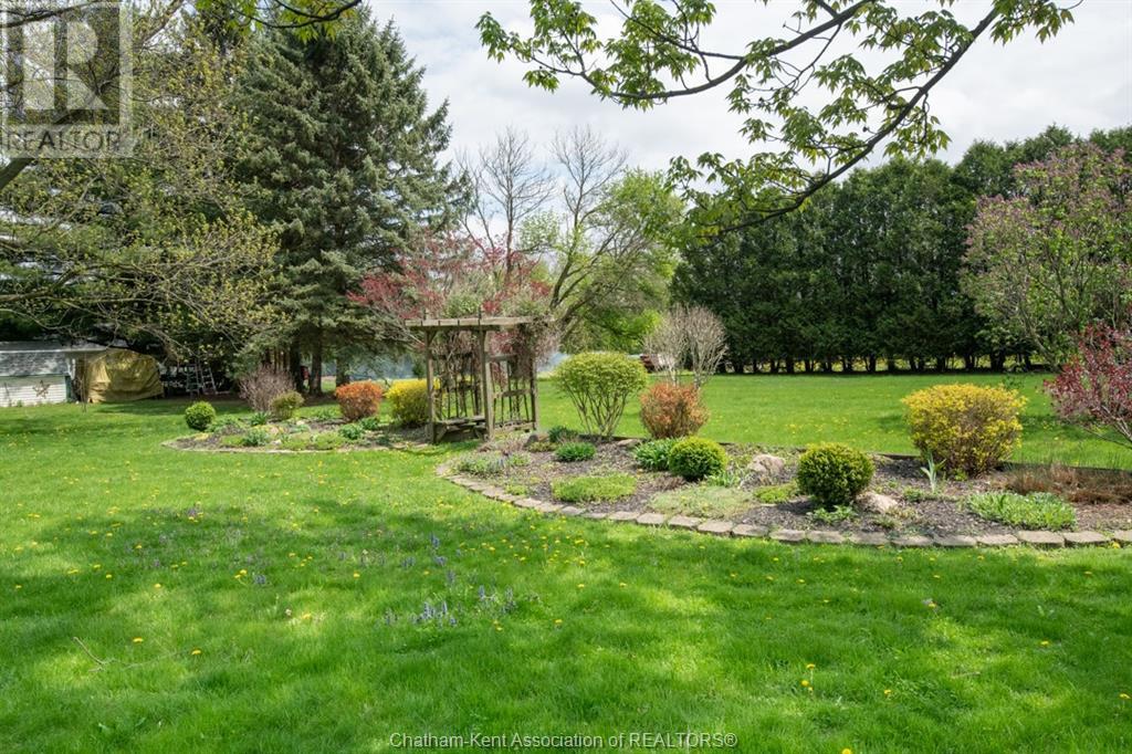 












483 SYDENHAM STREET

,
Dresden,




Ontario
N0P1M0

