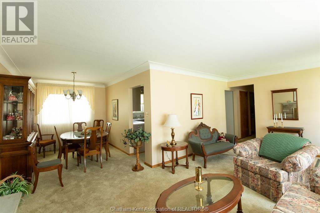 












483 SYDENHAM STREET

,
Dresden,




Ontario
N0P1M0

