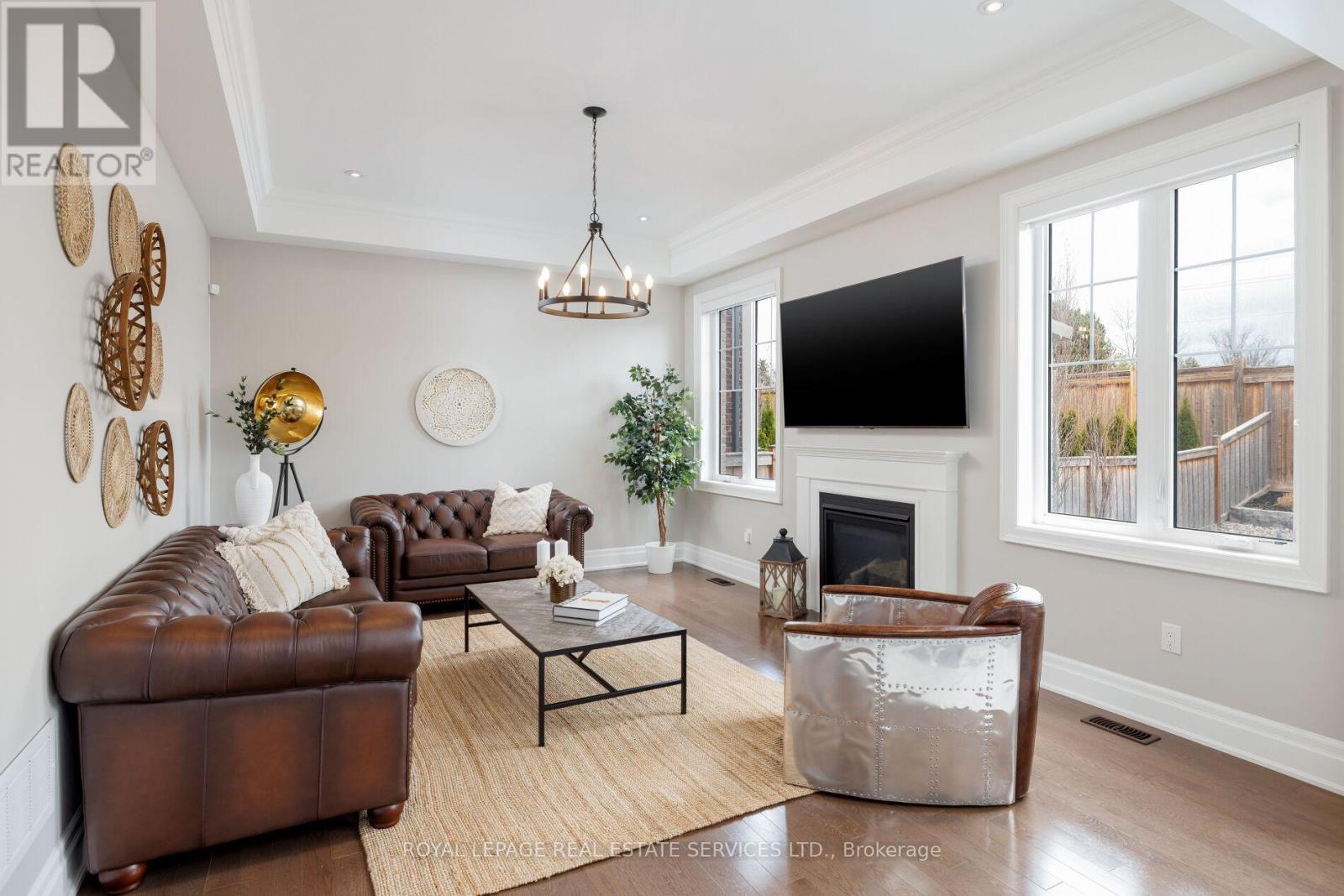 












30 BRITNELL COURT

,
King,




Ontario
L7B0P2

