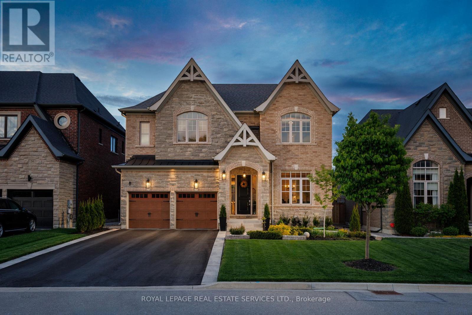 












30 BRITNELL COURT

,
King,




Ontario
L7B0P2

