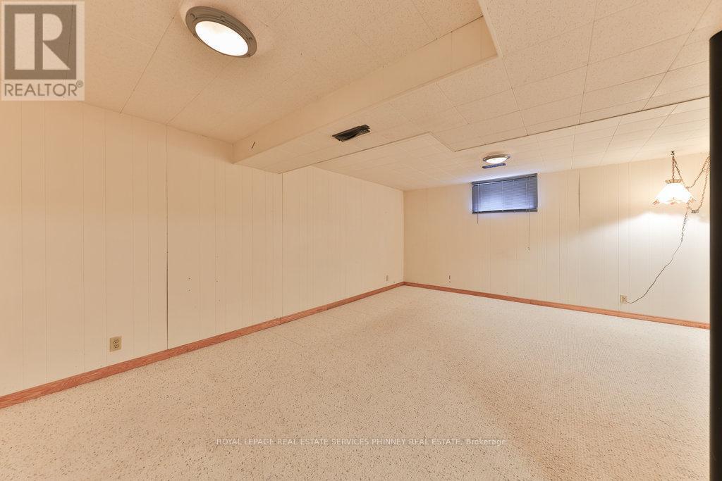 












2524 HOMELANDS DRIVE

,
Mississauga,




Ontario
L5K1H4

