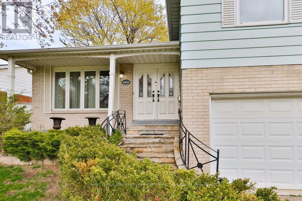












2524 HOMELANDS DRIVE

,
Mississauga,




Ontario
L5K1H4

