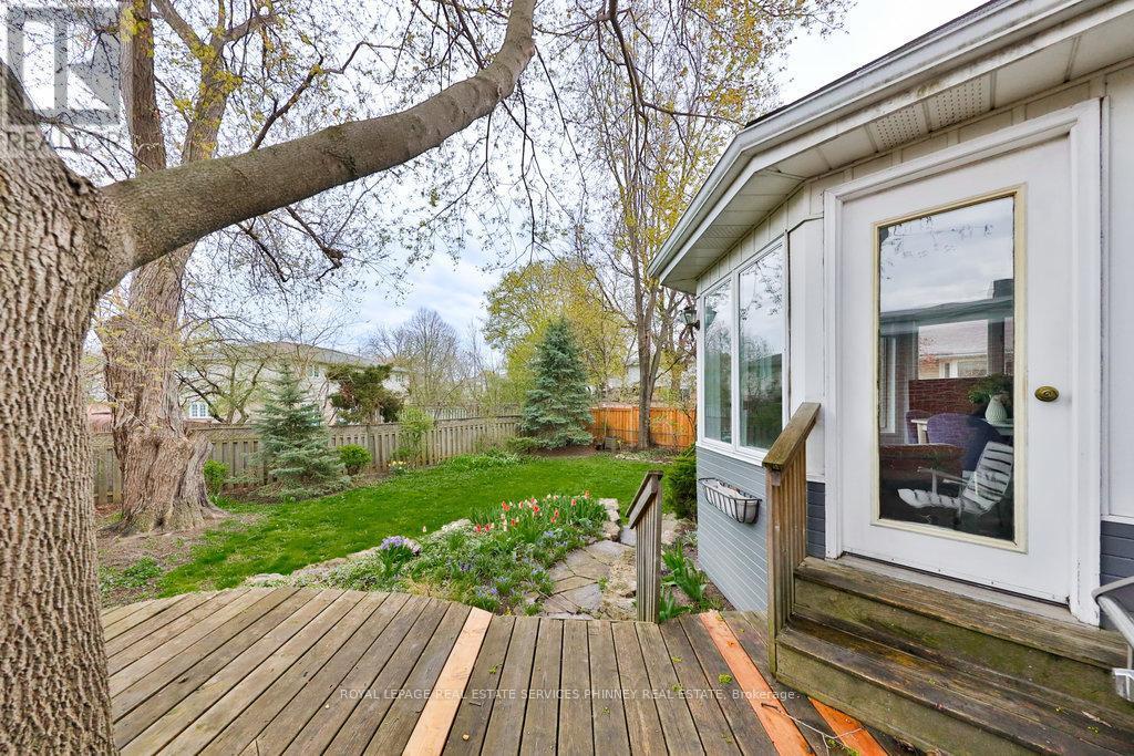 












2524 HOMELANDS DRIVE

,
Mississauga,




Ontario
L5K1H4


