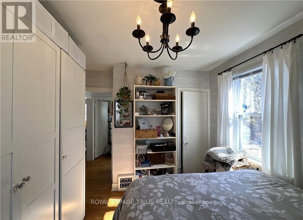 












78 QUEENSWAY DRIVE E

,
Norfolk (Simcoe),




Ontario
N3Y4M6

