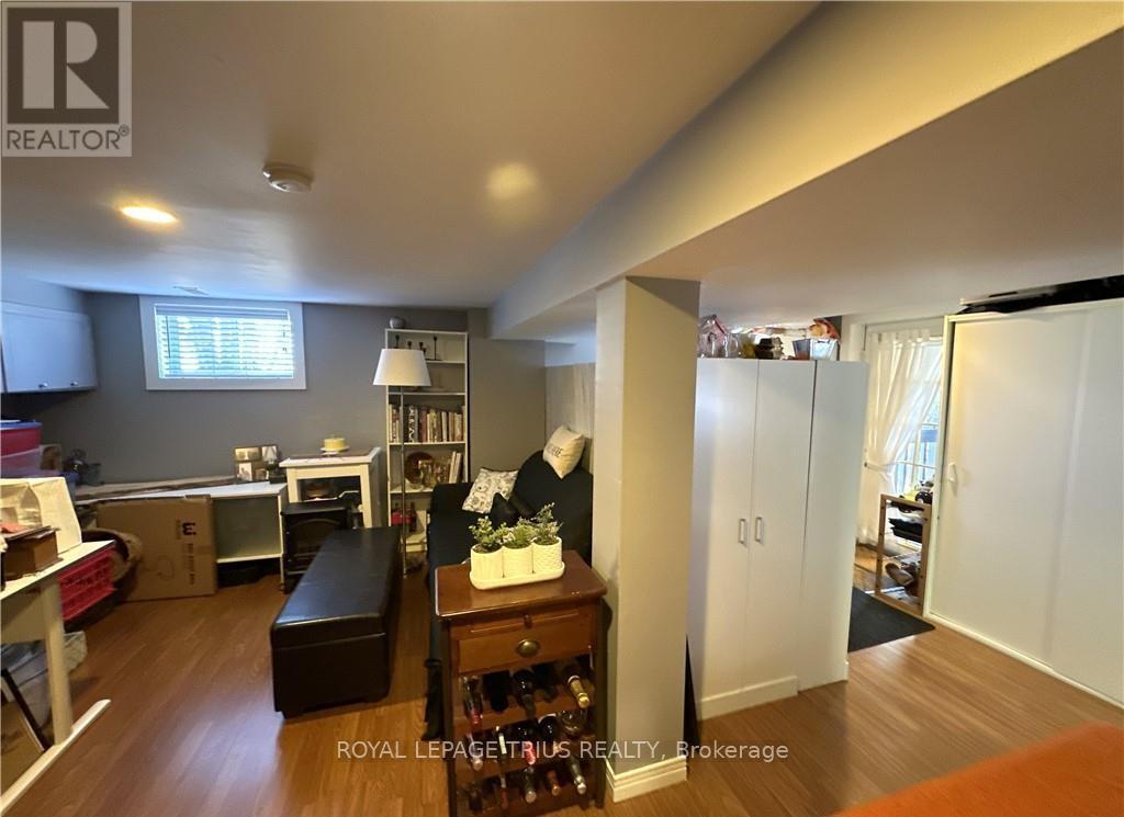 












78 QUEENSWAY DRIVE E

,
Norfolk (Simcoe),




Ontario
N3Y4M6

