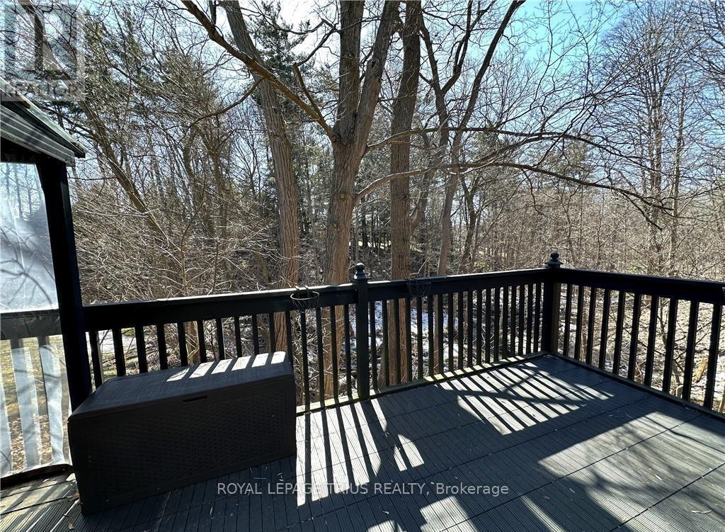 












78 QUEENSWAY DRIVE E

,
Norfolk (Simcoe),




Ontario
N3Y4M6

