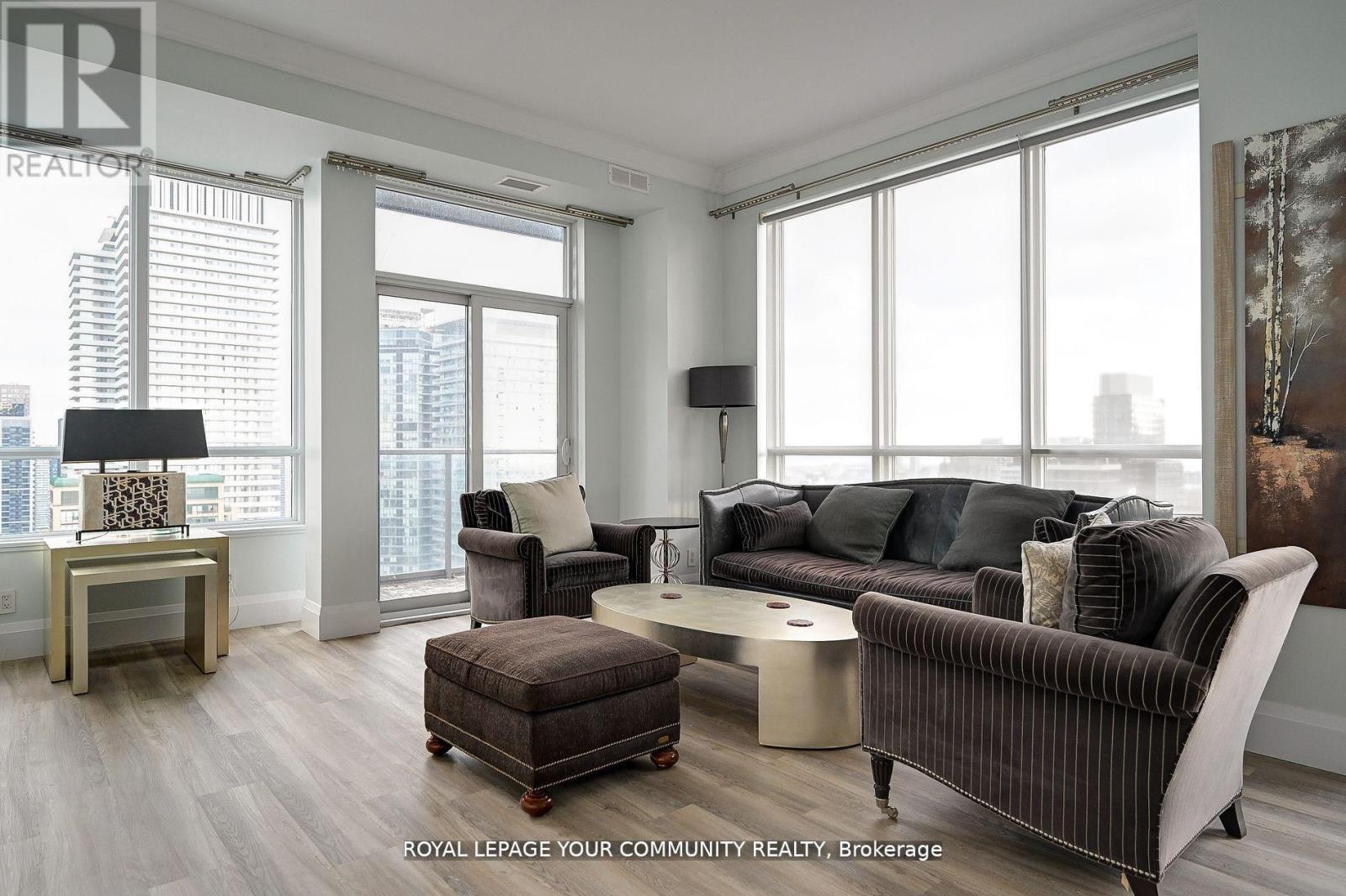 












PH 35 - 21 BALMUTO STREET

,
Toronto,




Ontario
M4Y1W4

