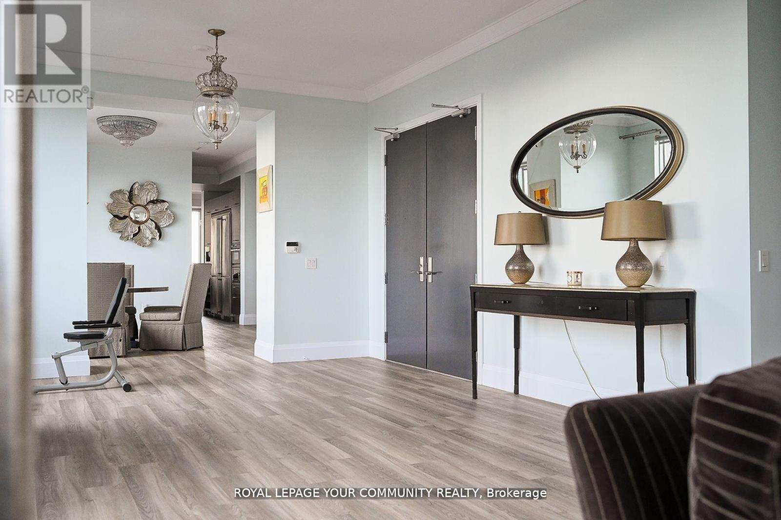 












PH 35 - 21 BALMUTO STREET

,
Toronto,




Ontario
M4Y1W4

