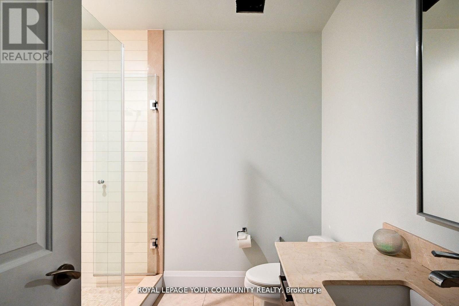 












PH 35 - 21 BALMUTO STREET

,
Toronto,




Ontario
M4Y1W4

