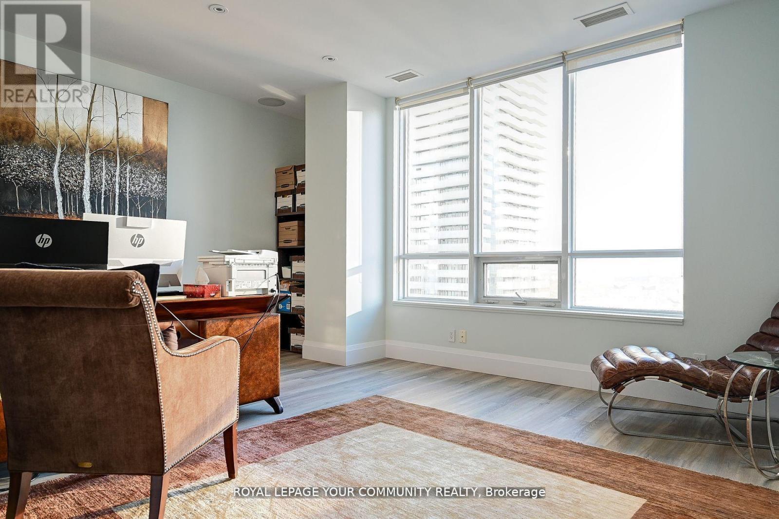 












PH 35 - 21 BALMUTO STREET

,
Toronto,




Ontario
M4Y1W4

