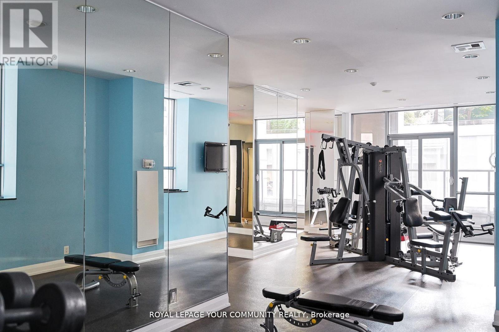 












PH 35 - 21 BALMUTO STREET

,
Toronto,




Ontario
M4Y1W4

