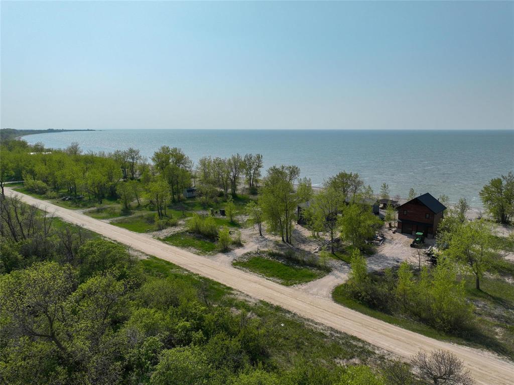 












1349 Twin Lakes Beach Road S

,
Woodlands Rm,







Manitoba
R0C2S0

