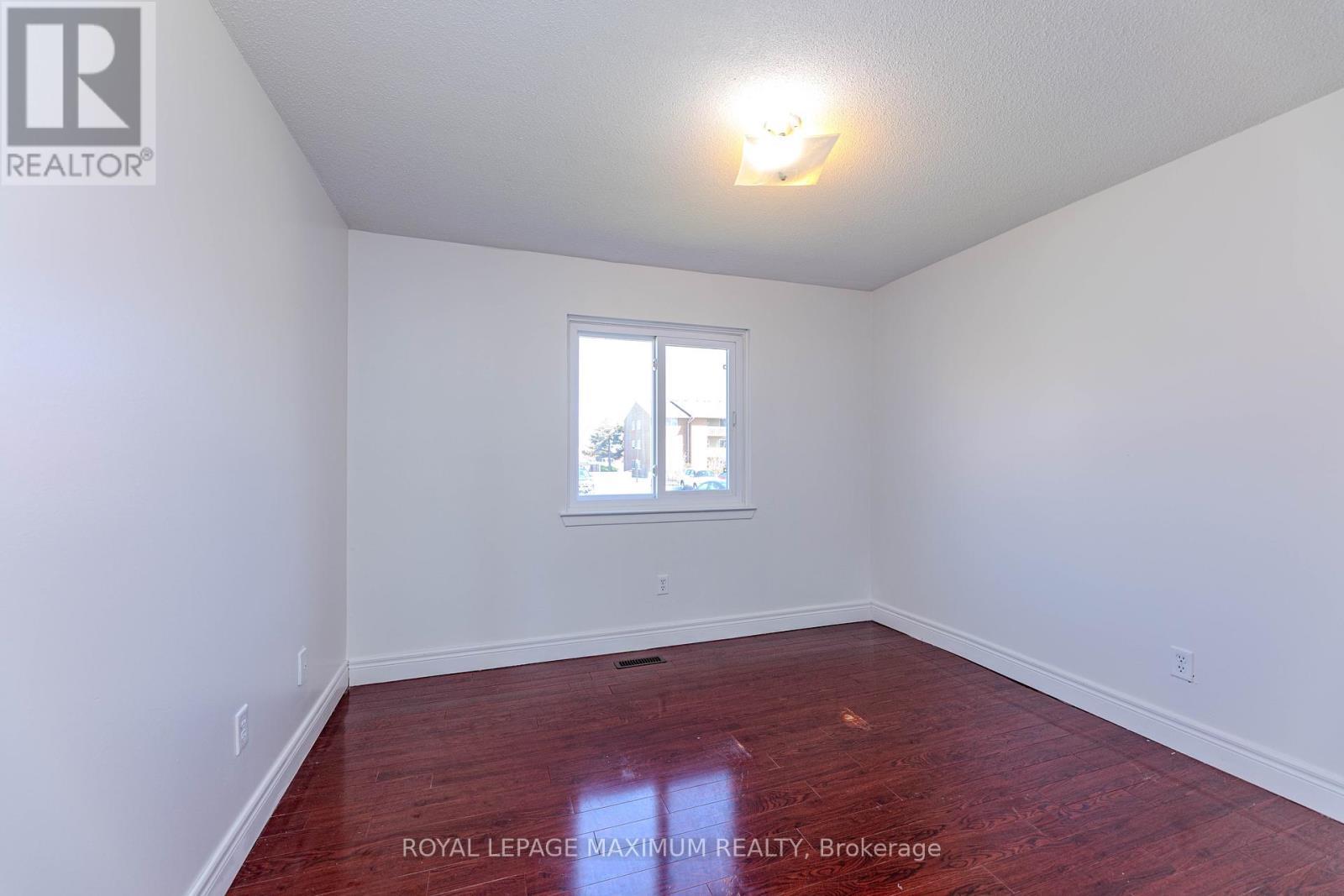 












9 - 50 BLACKWELL AVENUE

,
Toronto,




Ontario
M1B1K2

