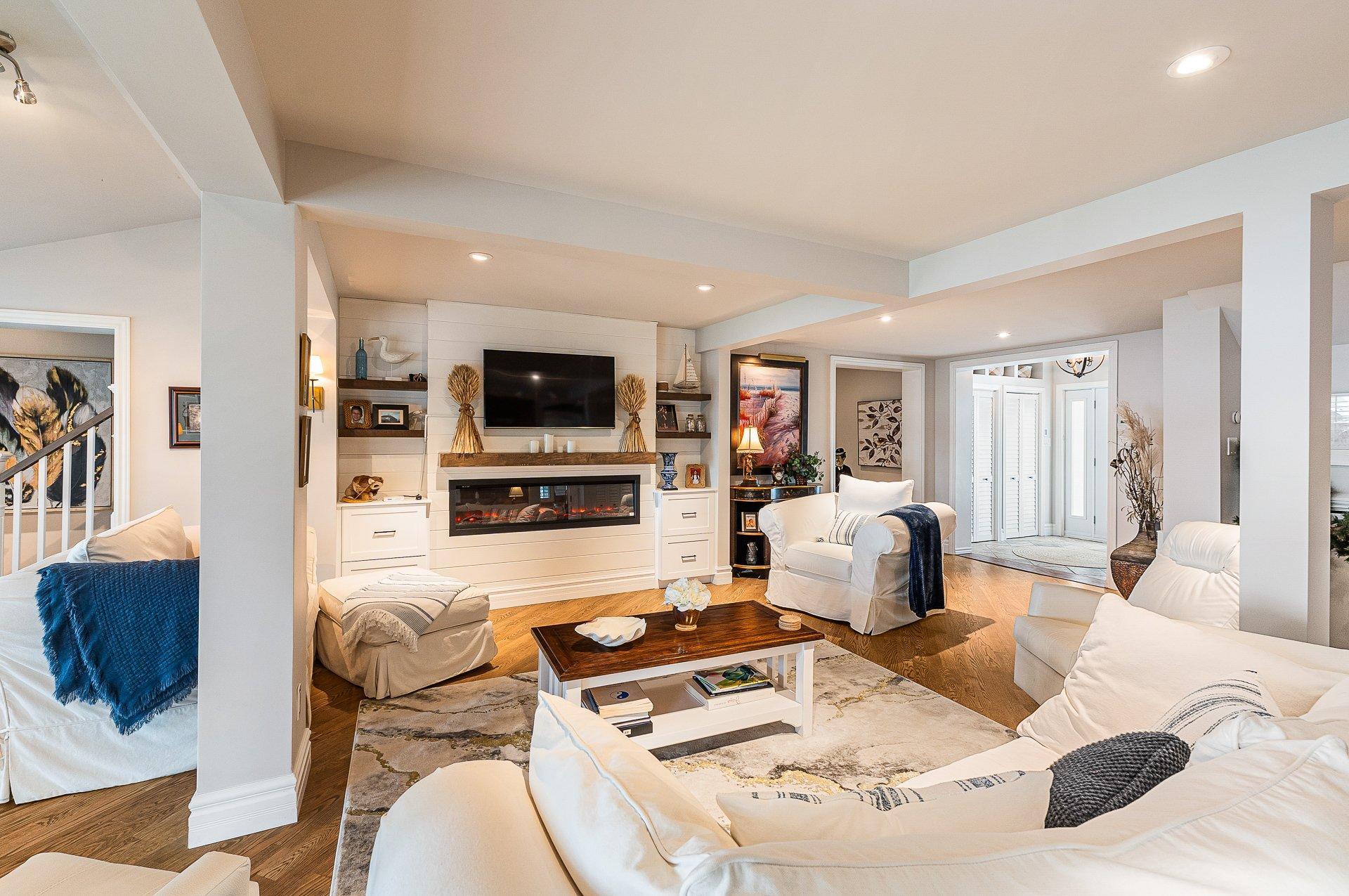 









2095


Ch. St-Jean

,
Magog,




QC
J1X0Z8

