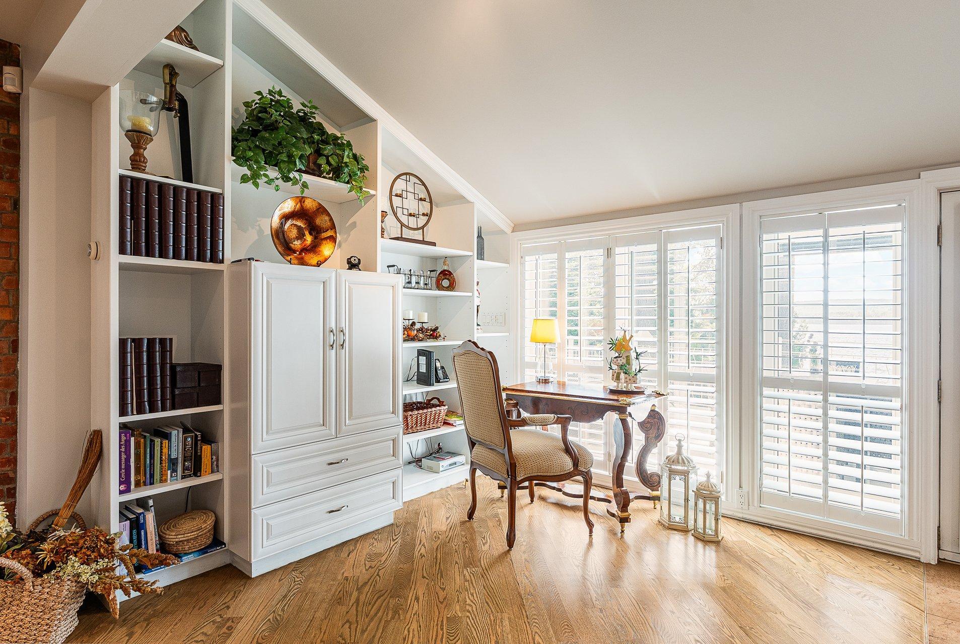 









2095


Ch. St-Jean

,
Magog,




QC
J1X0Z8

