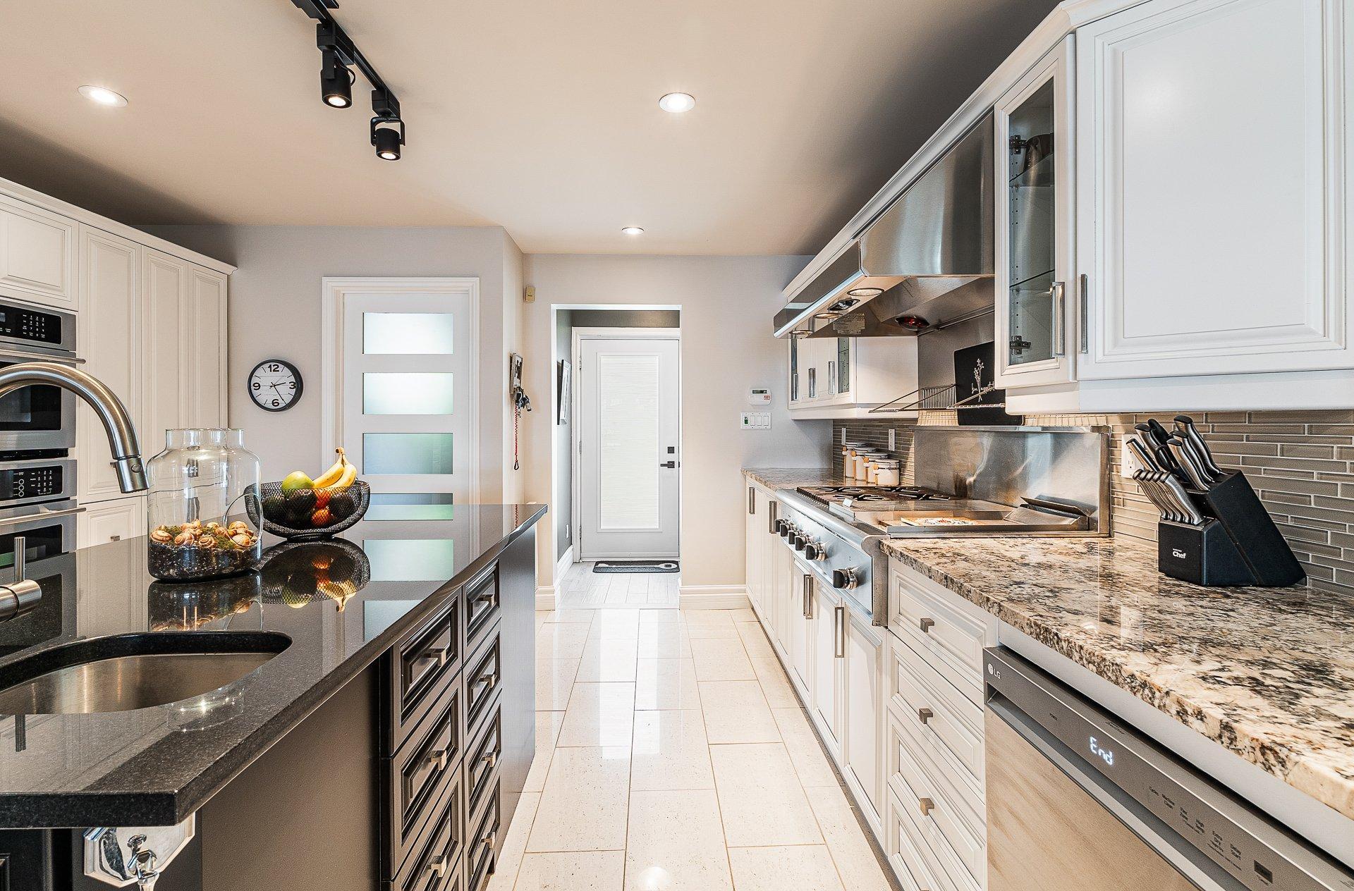 









2095


Ch. St-Jean

,
Magog,




QC
J1X0Z8

