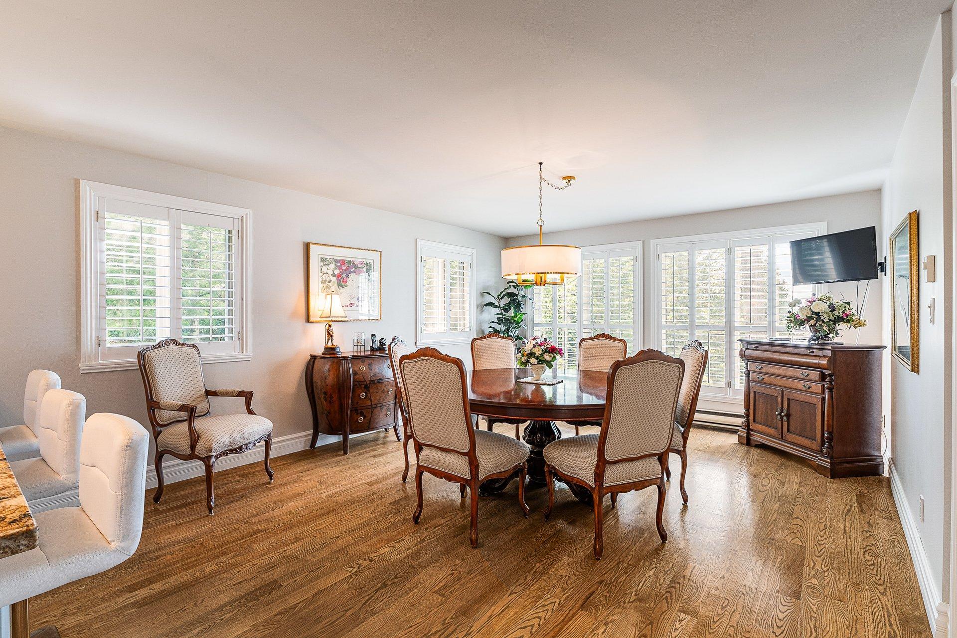 









2095


Ch. St-Jean

,
Magog,




QC
J1X0Z8

