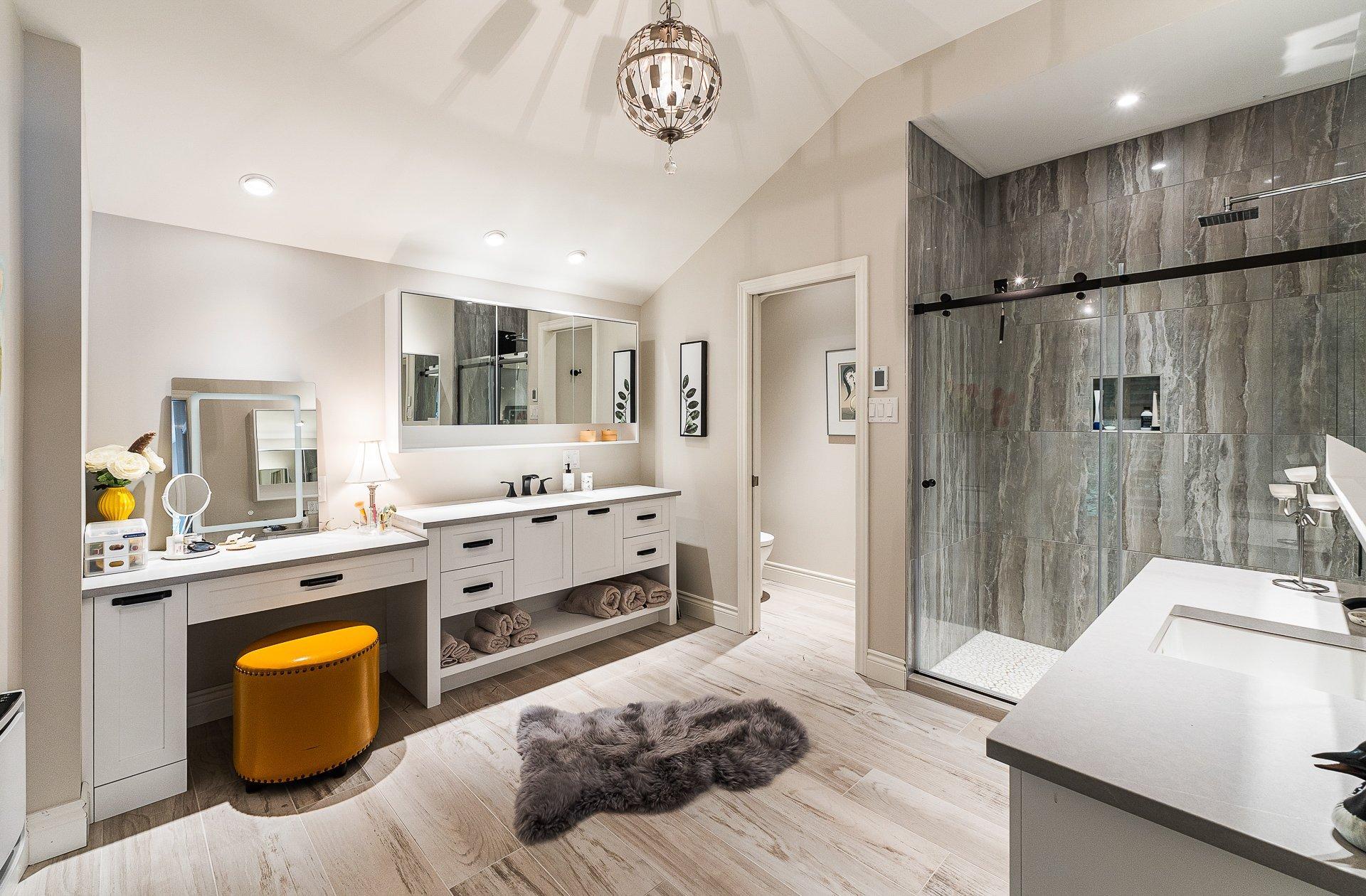 









2095


Ch. St-Jean

,
Magog,




QC
J1X0Z8

