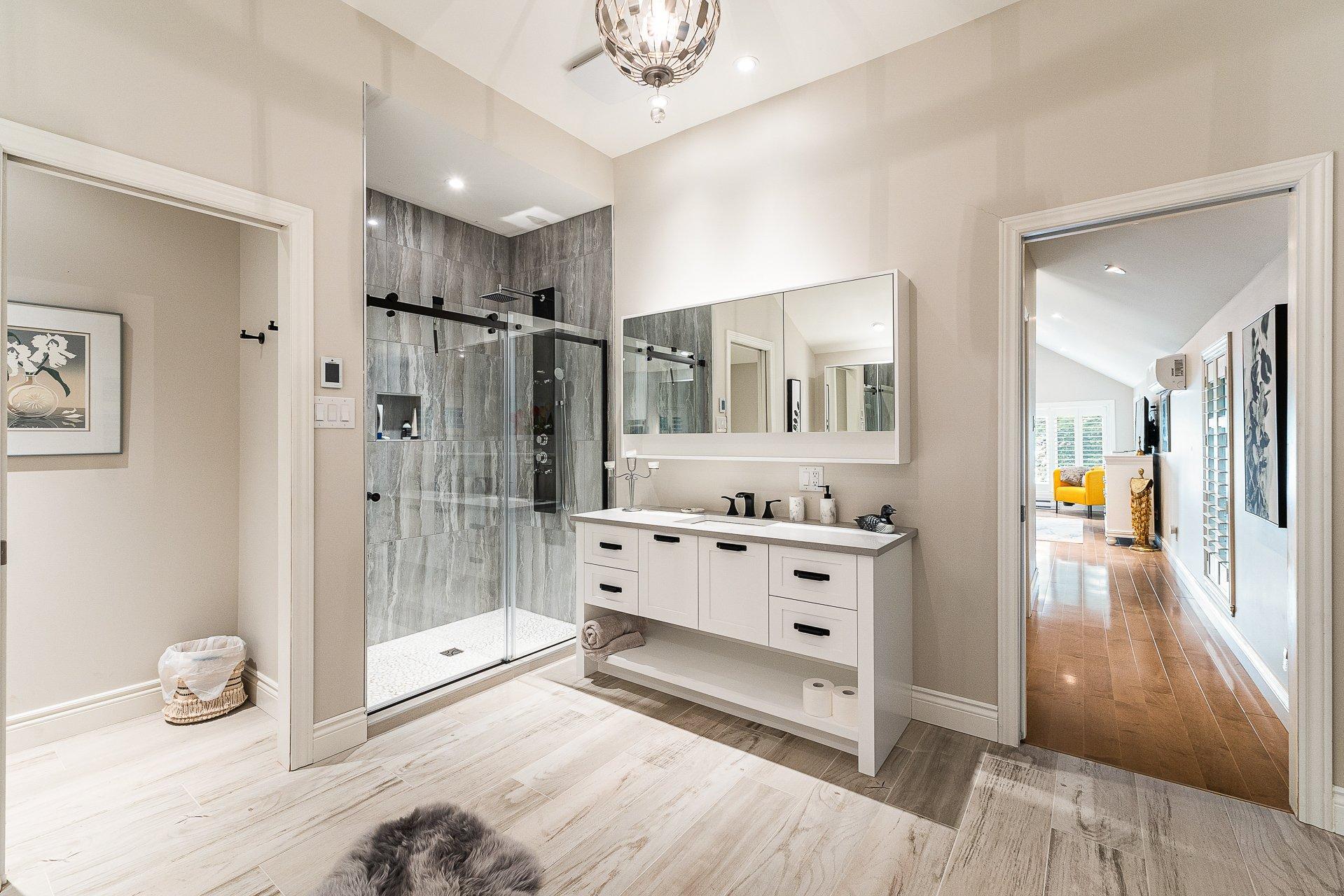 









2095


Ch. St-Jean

,
Magog,




QC
J1X0Z8

