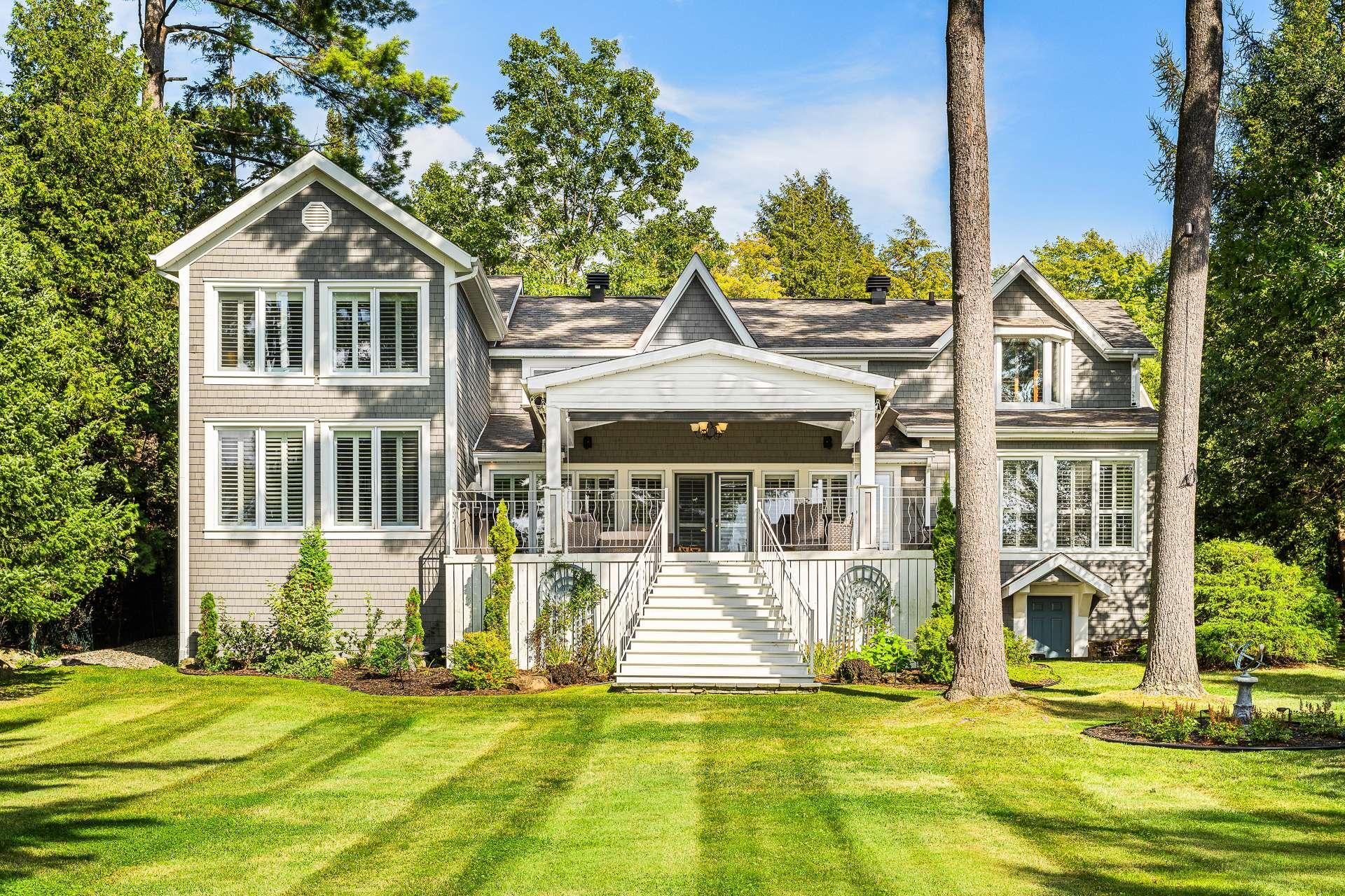 









2095


Ch. St-Jean

,
Magog,




QC
J1X0Z8

