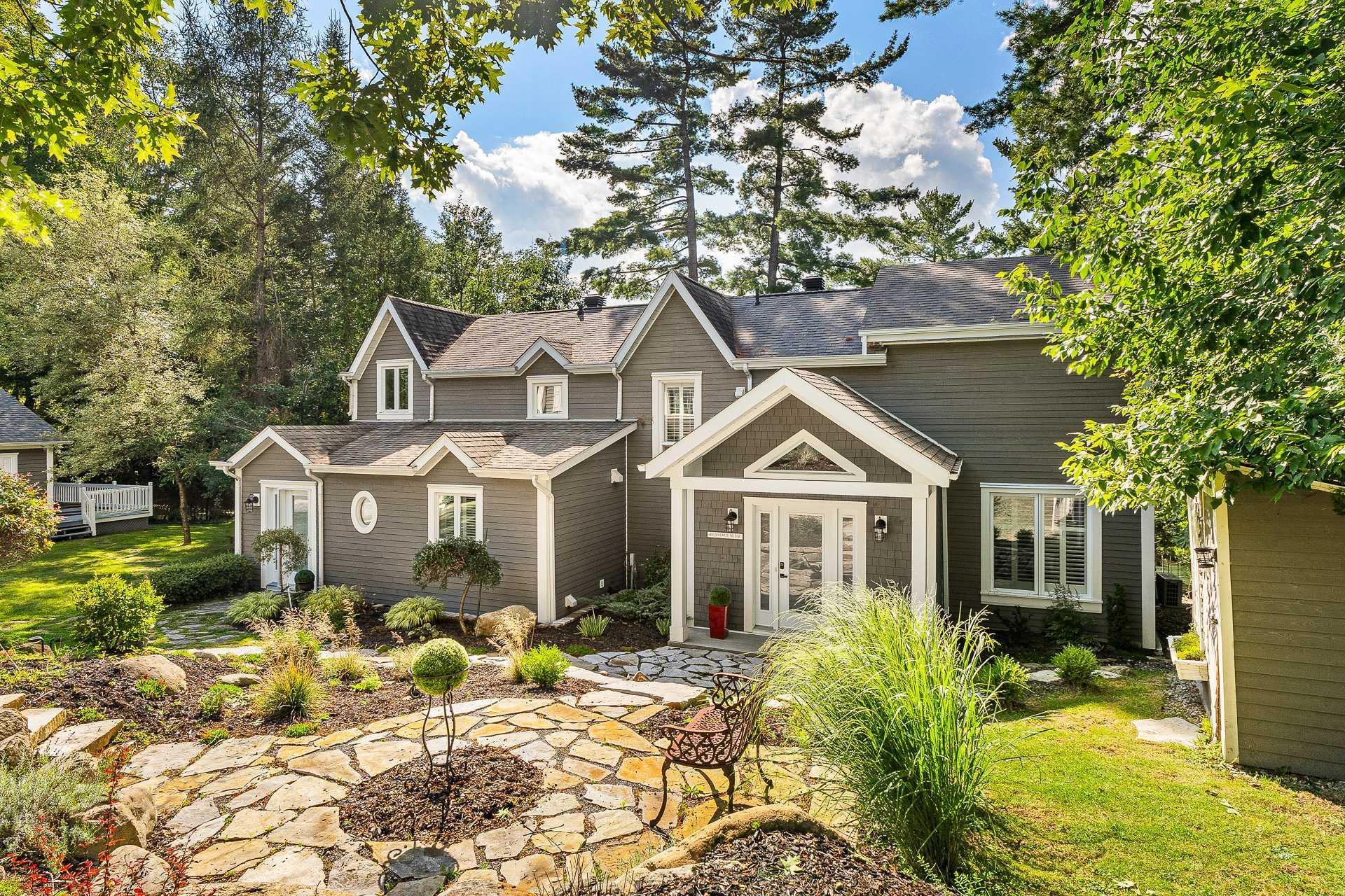 









2095


Ch. St-Jean

,
Magog,




QC
J1X0Z8

