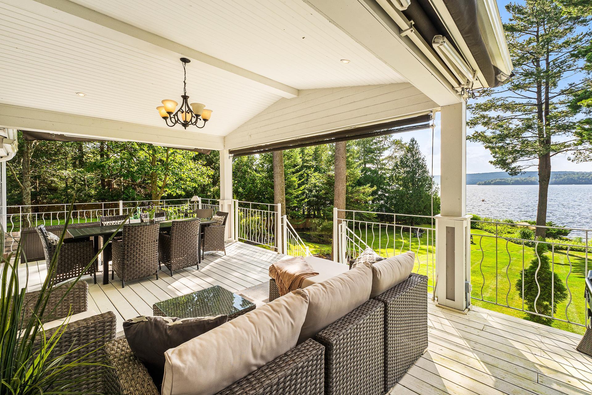









2095


Ch. St-Jean

,
Magog,




QC
J1X0Z8

