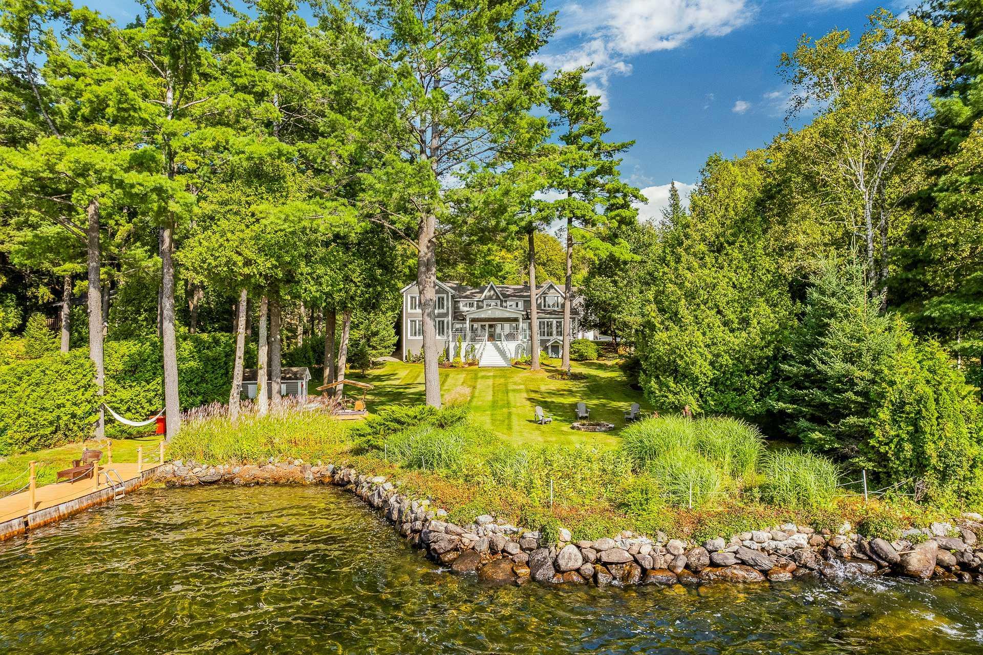 









2095


Ch. St-Jean

,
Magog,




QC
J1X0Z8


