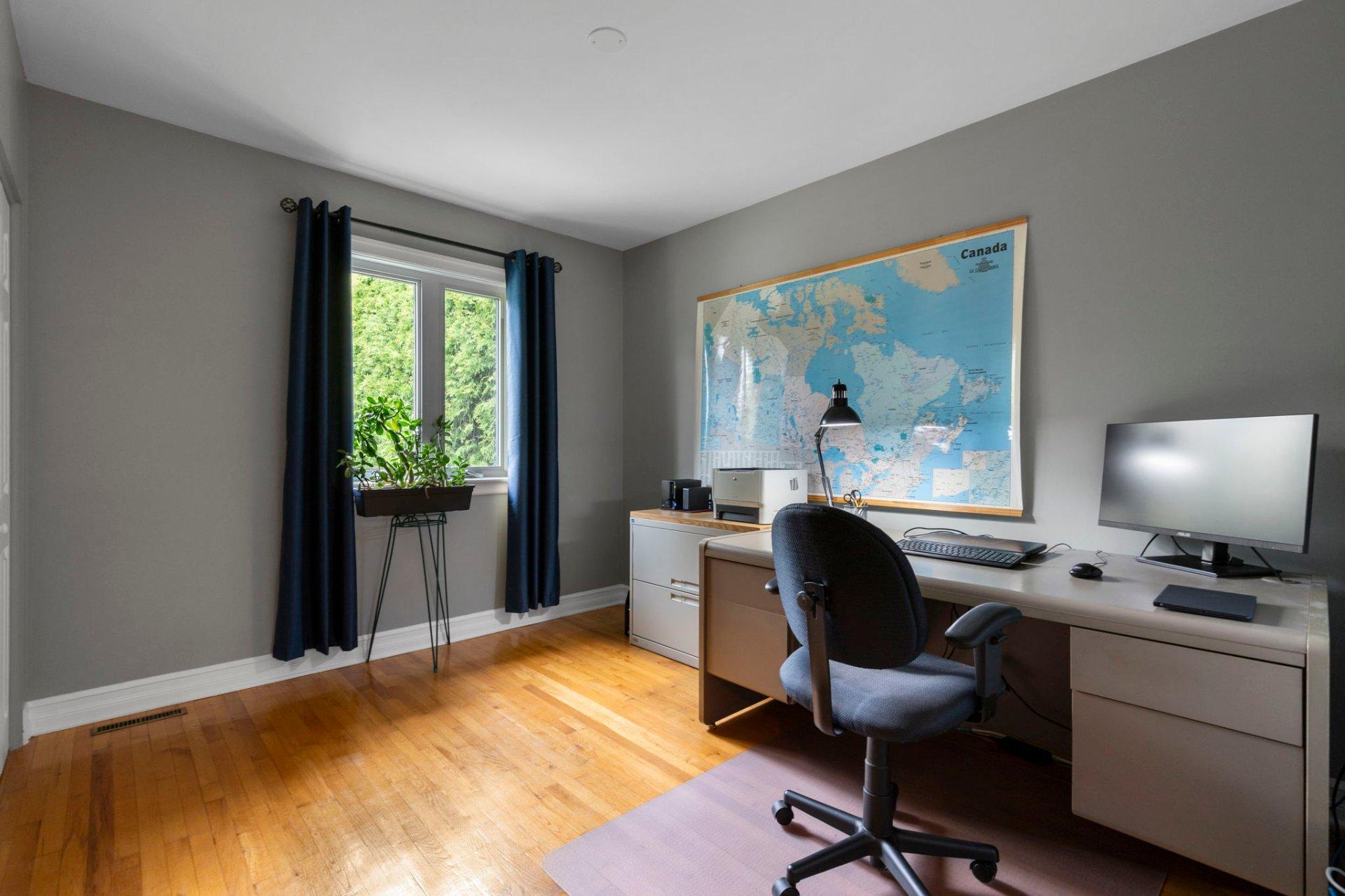 









156


Rue Biron

,
Beloeil,




QC
J3G2H3

