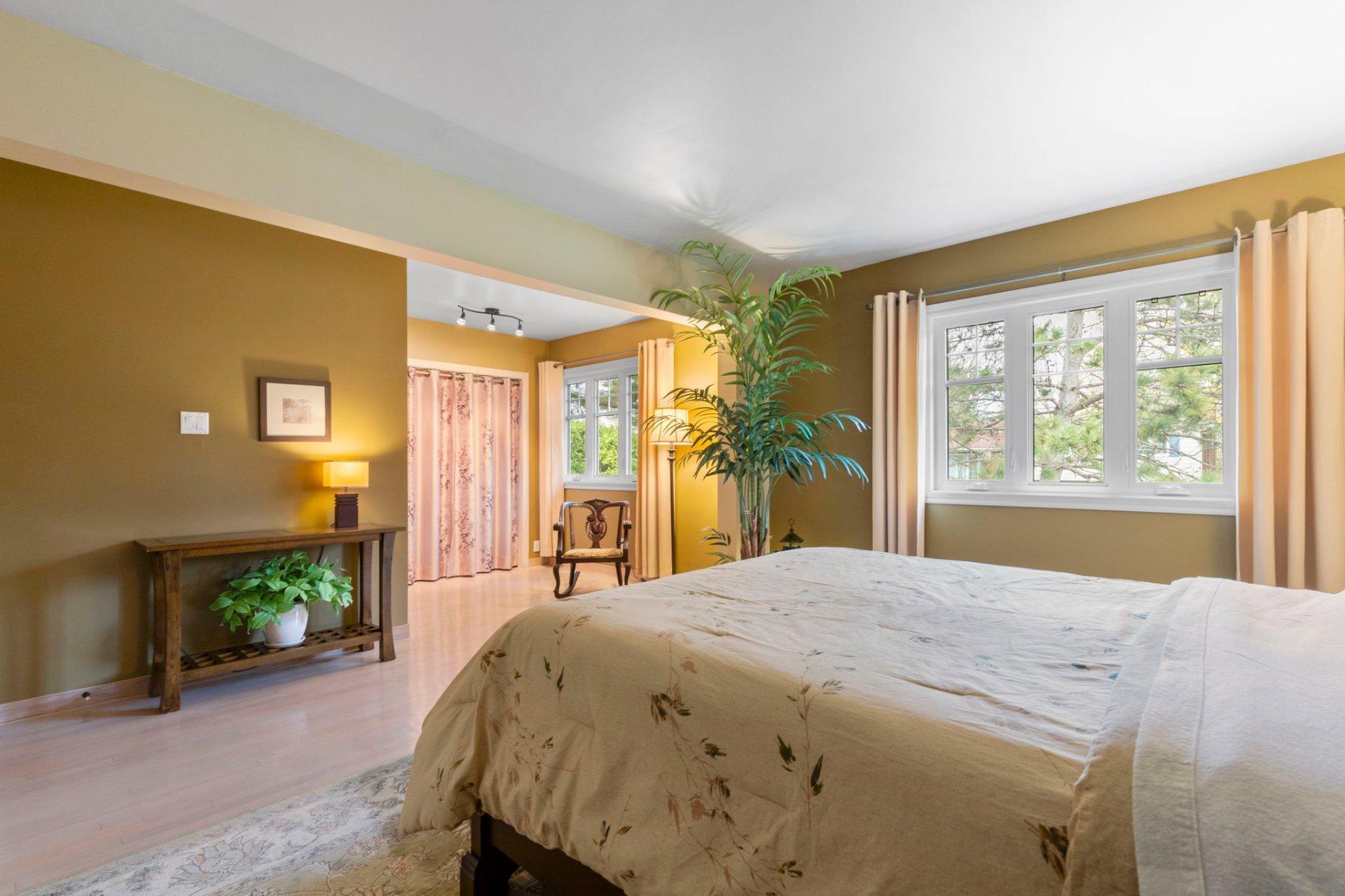 









156


Rue Biron

,
Beloeil,




QC
J3G2H3

